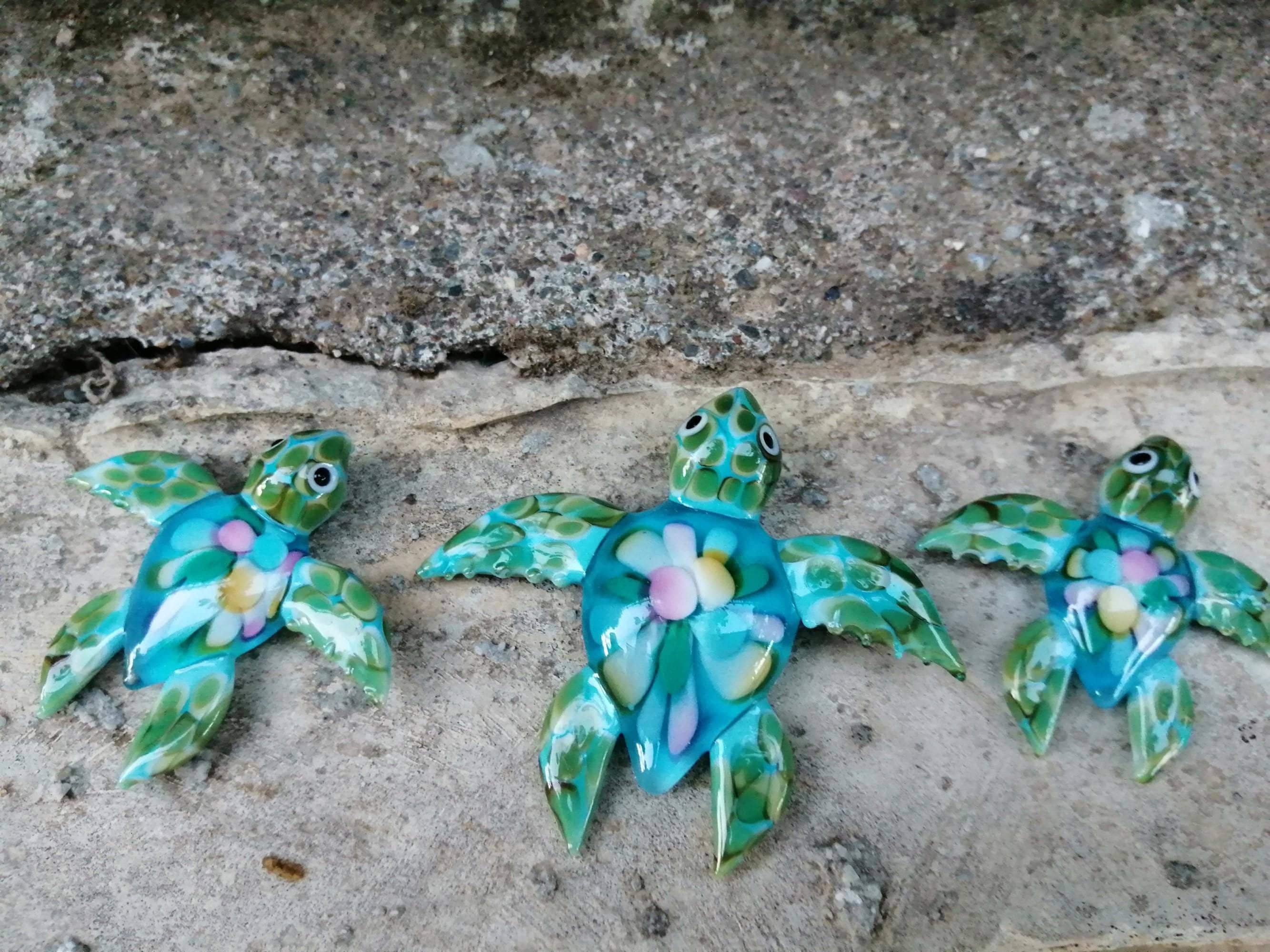 3 pcs sea turtles, glass family sea turtles, glass sea animals, sea turtle ornament, sea turtle figurines, turtle figurine, glass figurines