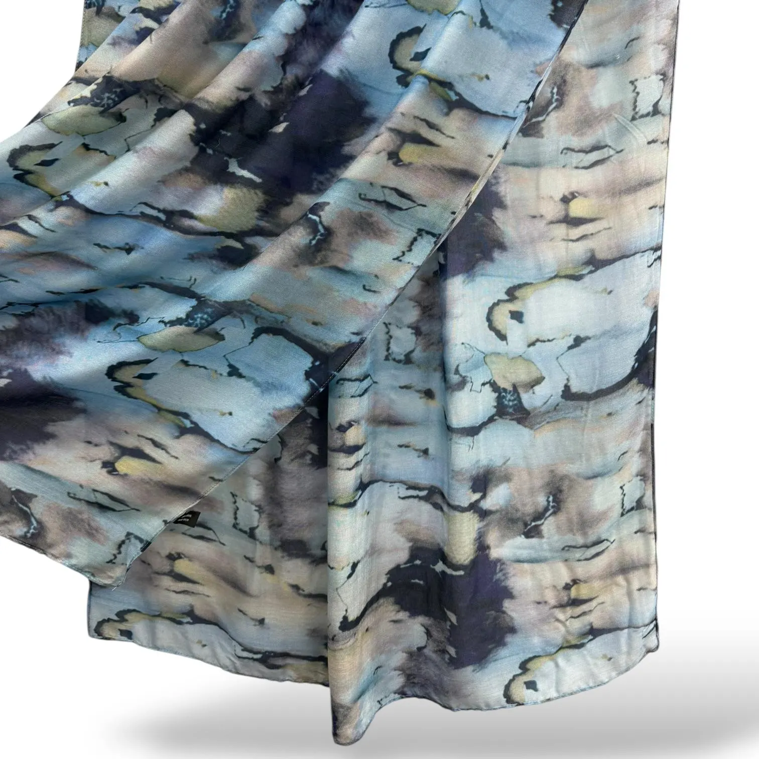 Watercolour floral Hijab print Modal - image 4