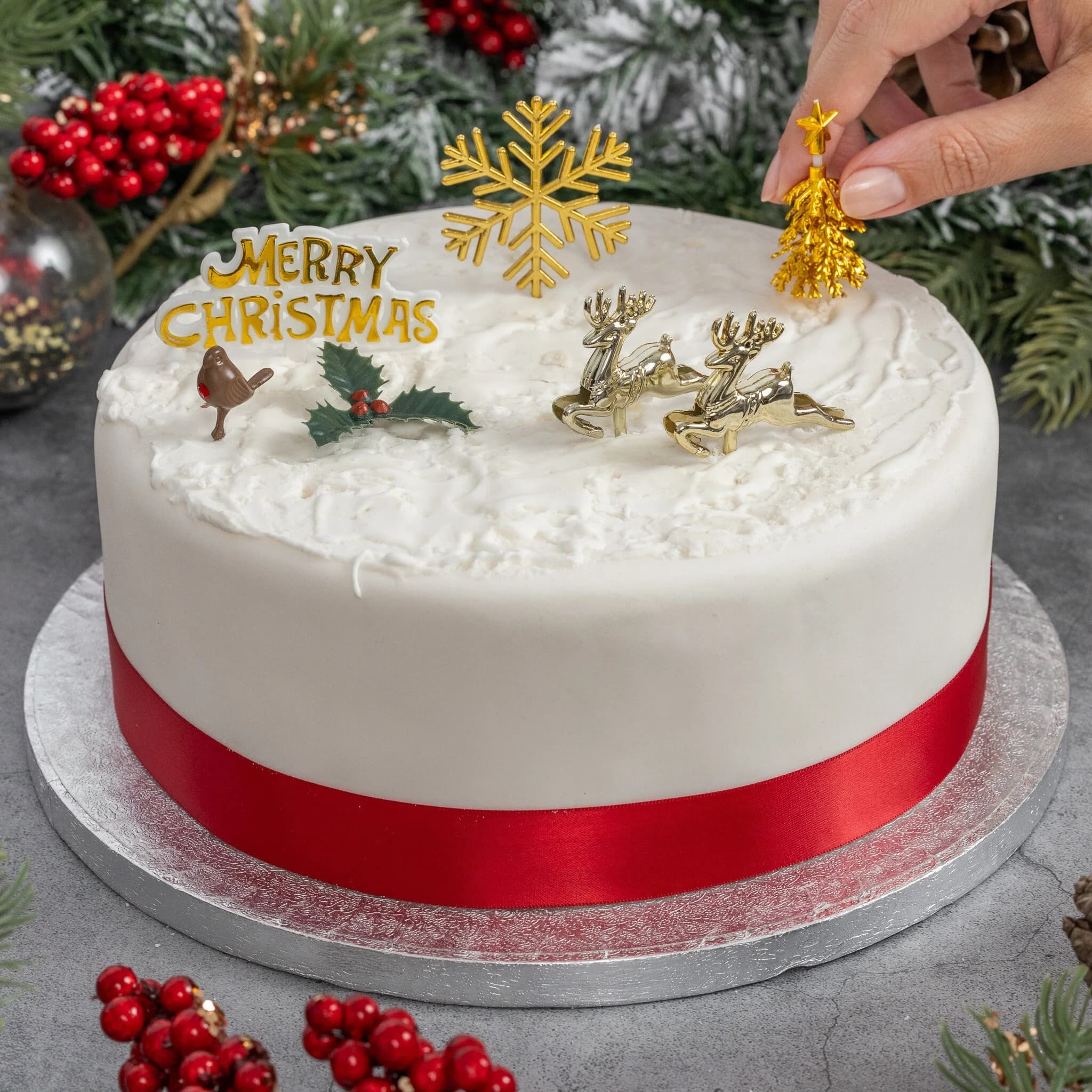 Christmas cake topper gold set holly 7 piece Cake Decorations log cupcake toppers