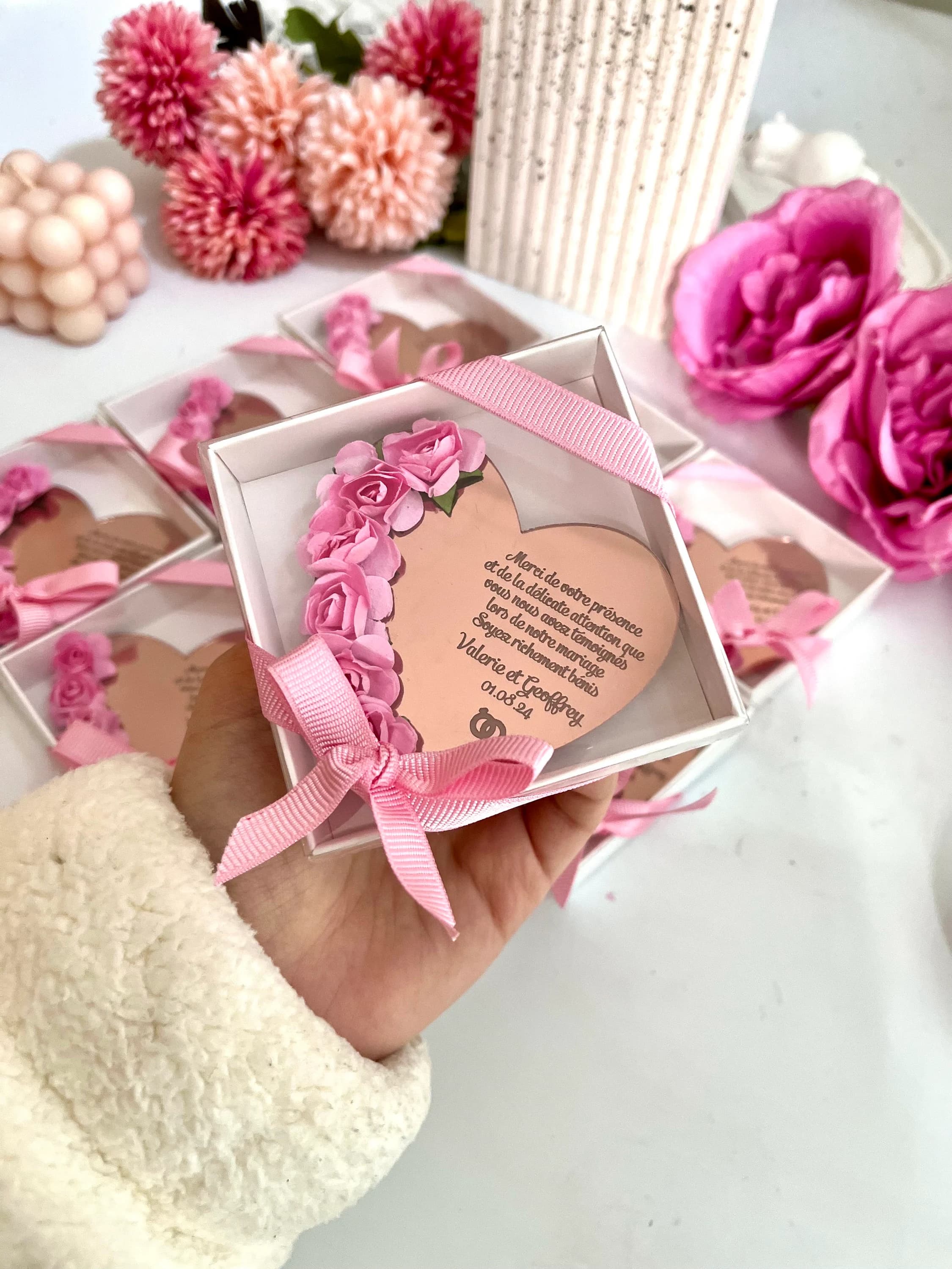 Rose Gold Pink Heart Shape Wedding Acrylic Mirror Favors, Heart Shaped Wedding Gifts, Save the Date Magnet, Valentines Day Gift, Engagement