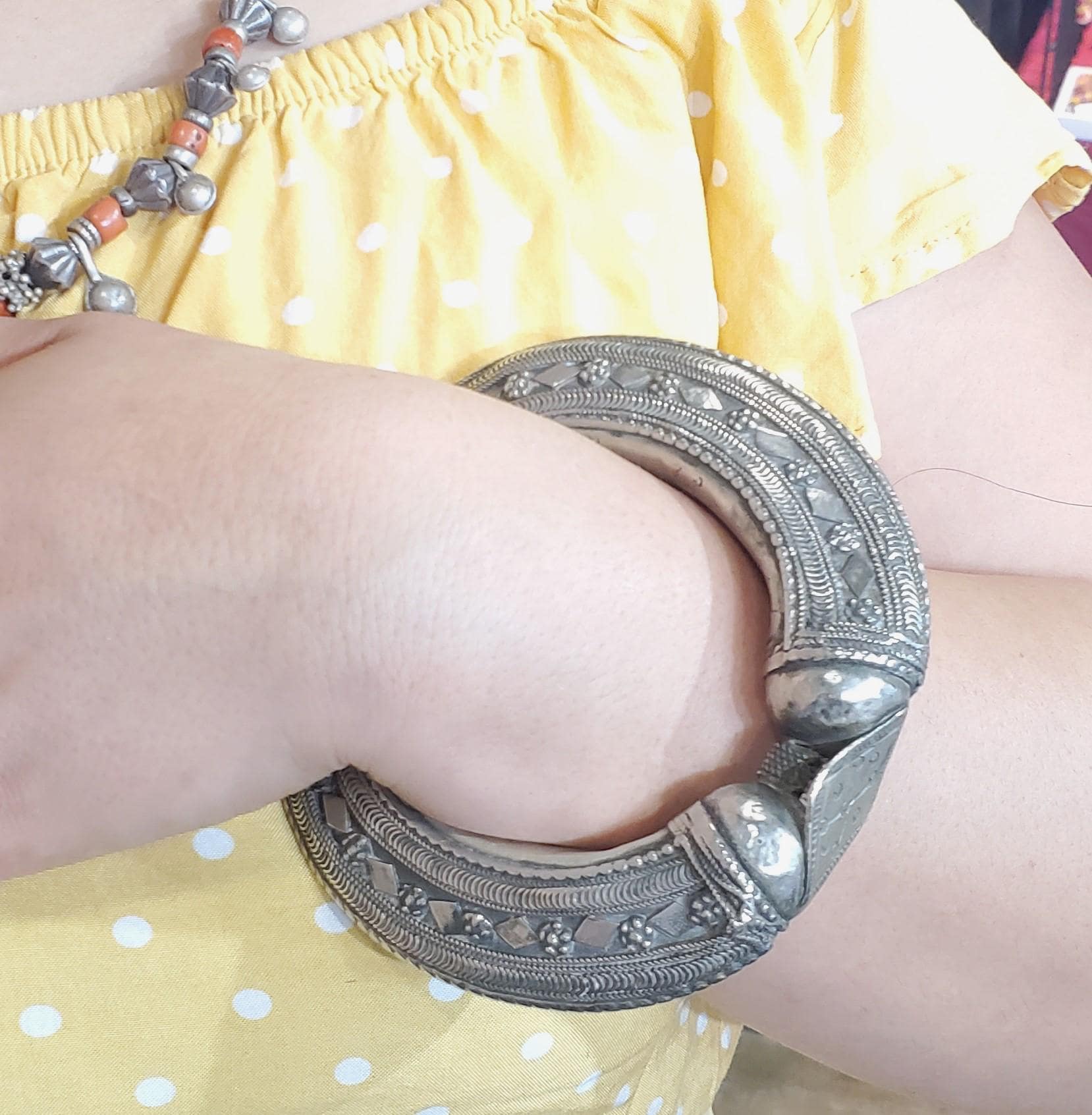 Vintage Silver Bedouin Arm Cuff: Yemen Ethnic Tribal Bangle - image 4