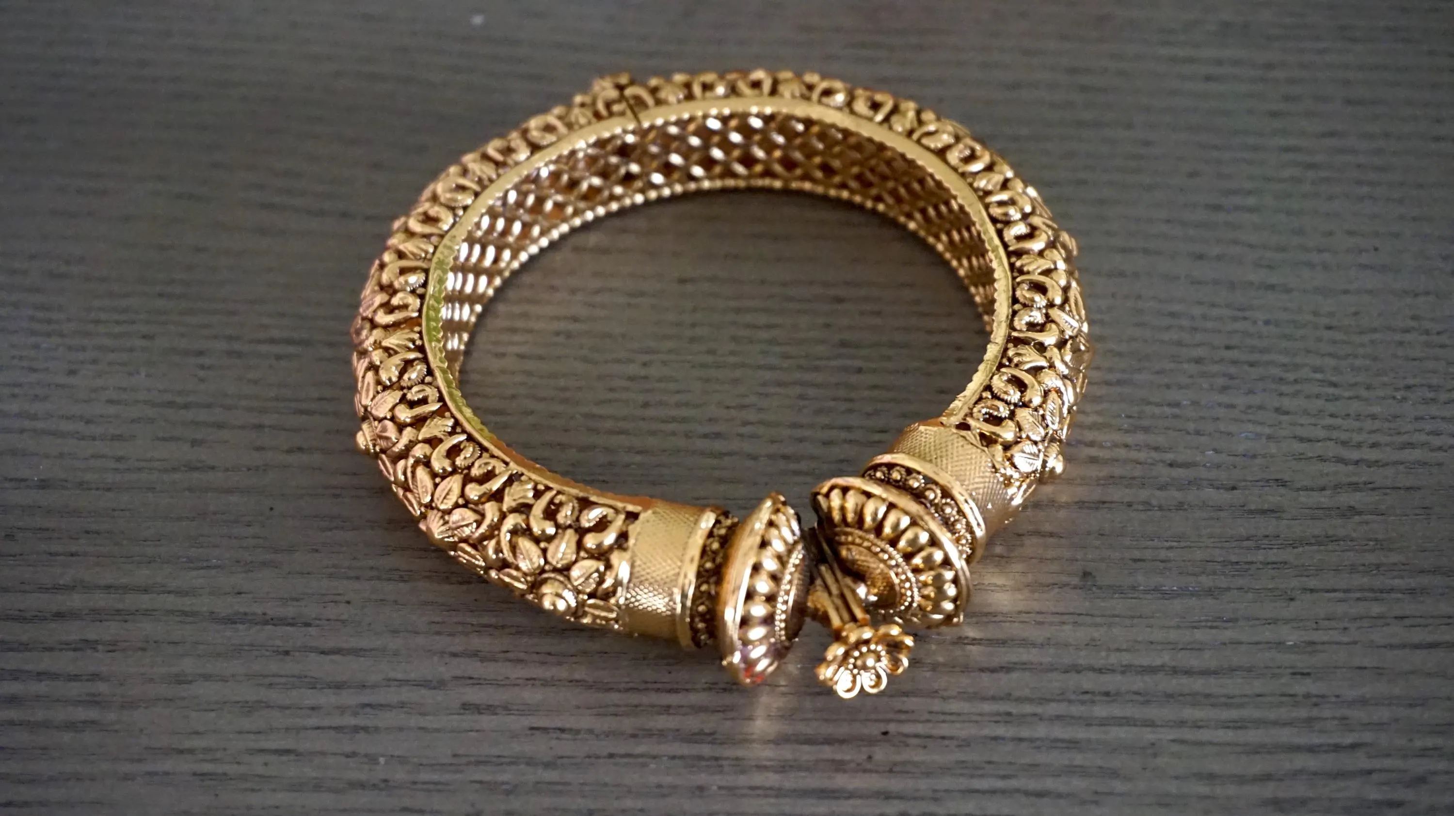 Gold plated bangles / Antique kada / Golden bangles / Gift for her / Indian kada / Gifts for women / Indian jewelry / Matte gold bangles