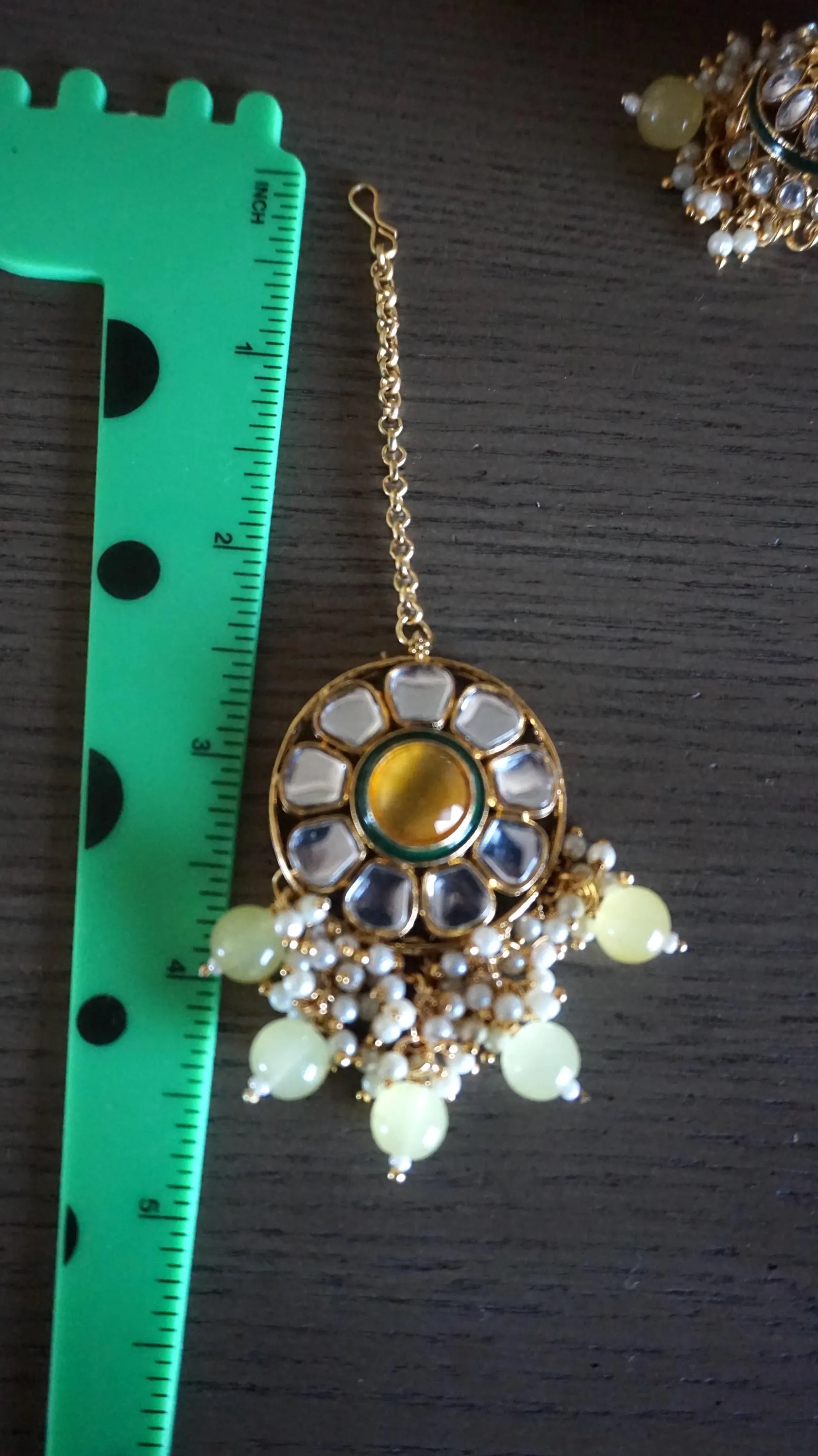 Indo-western necklace, Kundan necklace, Yellow necklace, Light yellow necklace, Yellow green necklace, Kundan pendant, Long pendant - image 4