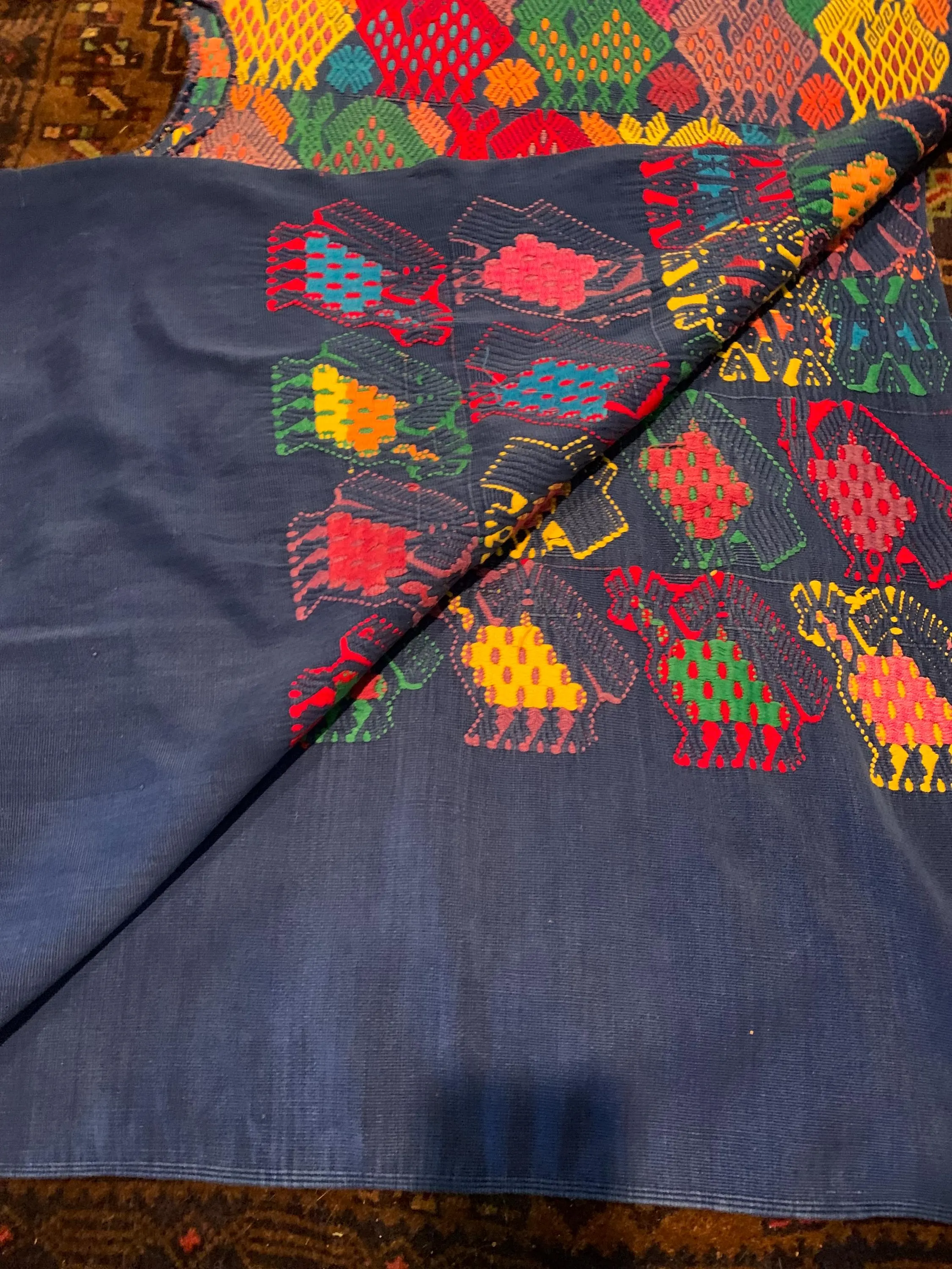 Antique/Vintage Guatemalan huipi Extra Large - image 4