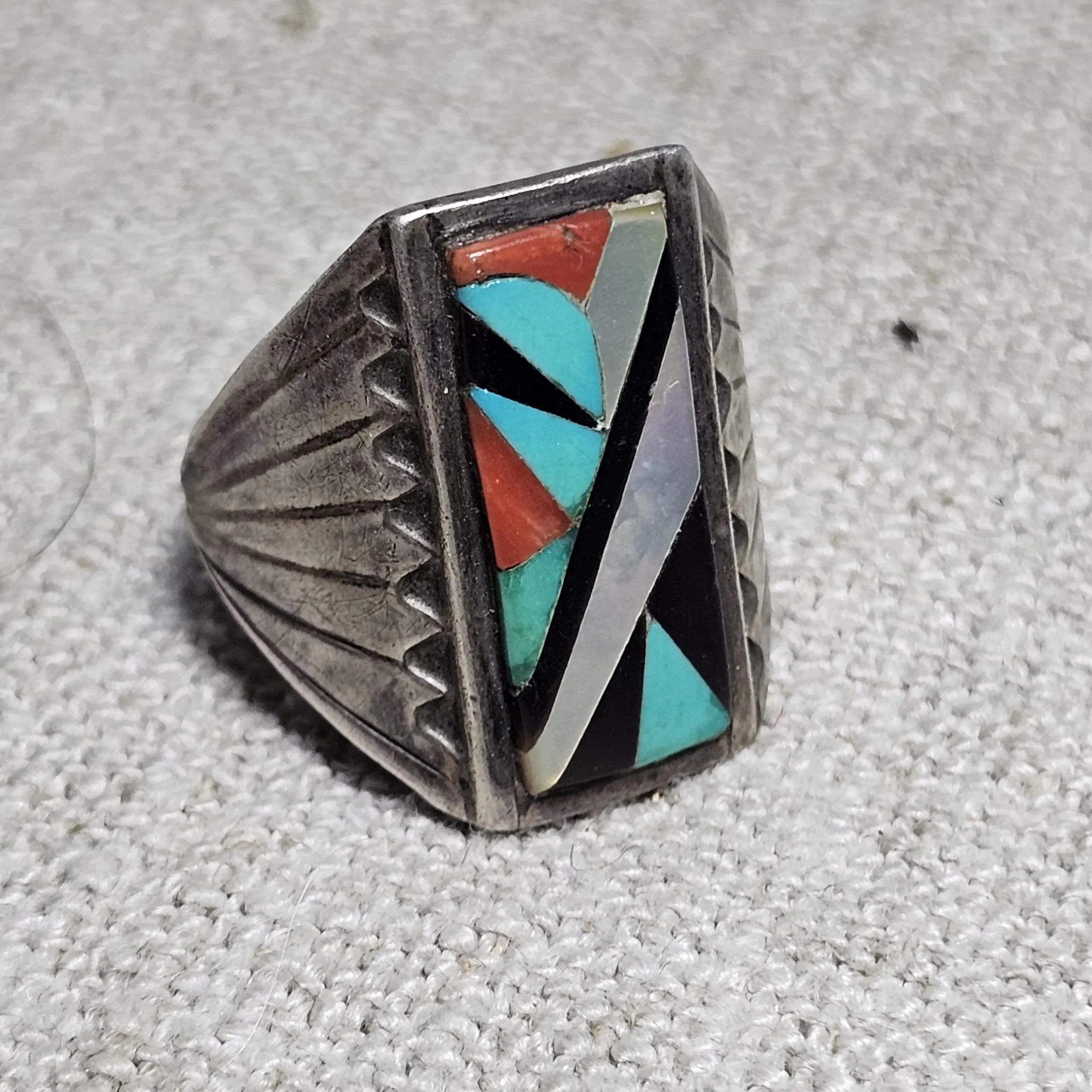 1950s Terrazas Zuni Multi Stone Inlay Sterling Silver Ring Size 11 JR 752 - image 3