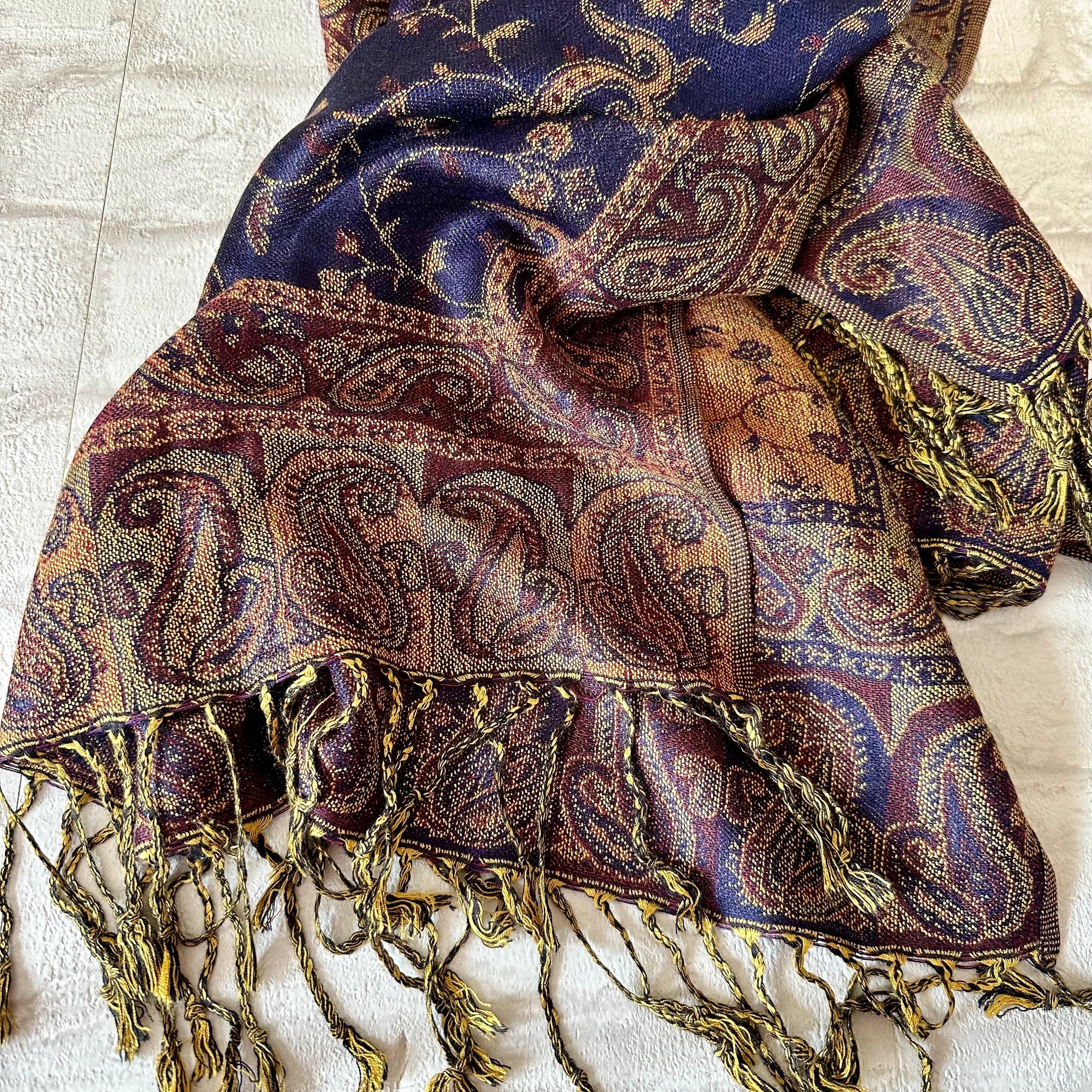 Purple Paisley Pashmina Scarf – Elegant Viscose Blend Shawl Gift For Her Mum - image 4