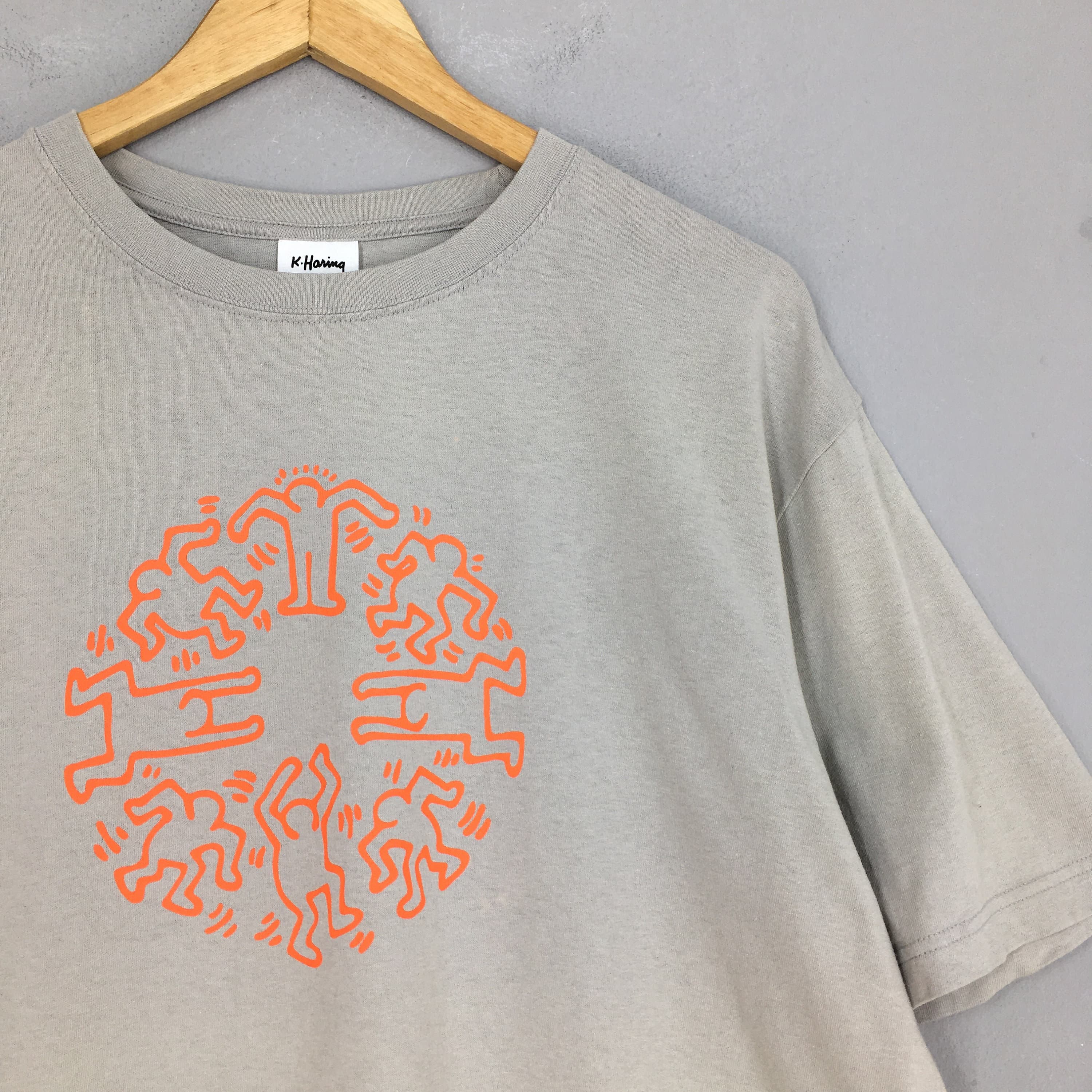 Vintage 90's Keith Haring Circle Of Men Dance Artwork Tshirt XLarge Keith Haring Pop Art Streetwear Artwork Graffiti Gray Tee Size XL - image 3