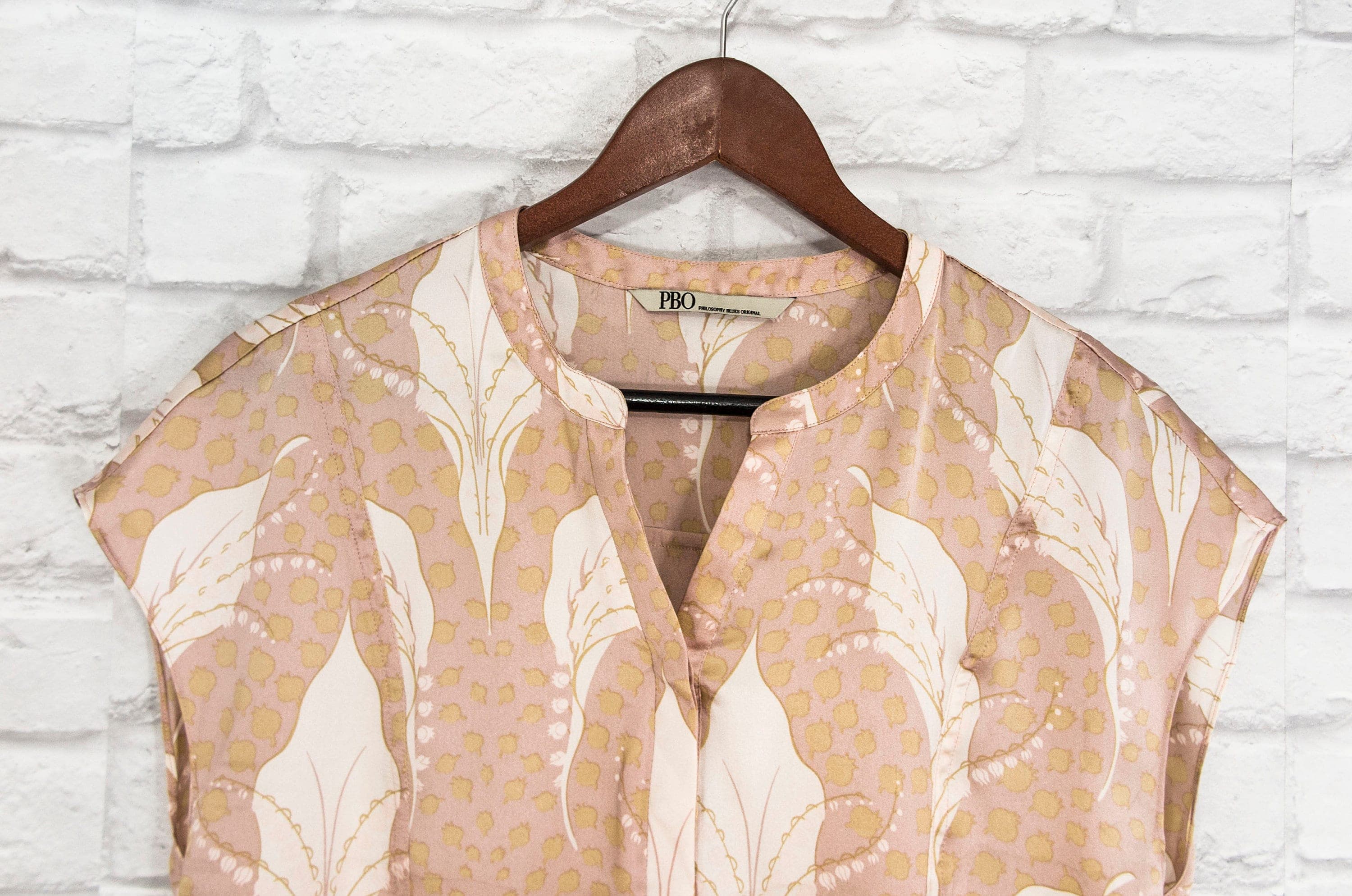 PBO 95% Silk Vintage Top Shirt Blouse size EU34/UK8/US4 Oversized - image 3
