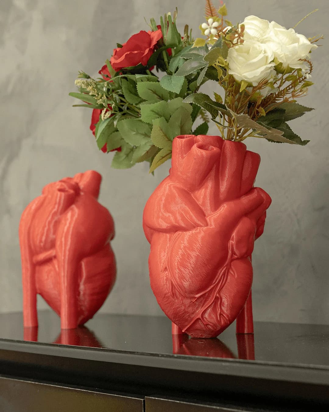 Anatomical Heart Vase, Gothic Home Decor, Medical Cardiologist Art Sculpture, 3D Printed Flower Vase, Science Gift for Doctor, Desk Acce