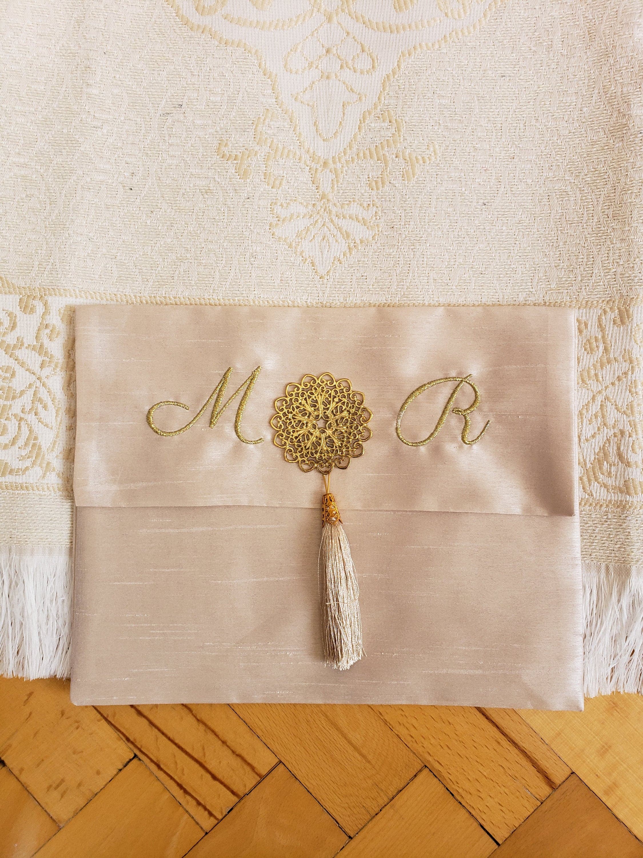 Brown Color Personalized Prayer Mat, Muslim Wedding Gifts, Islamic Gift Set, Islamic Personalized Gifts, Janamaz, Eid Gifts, Gift for Couple