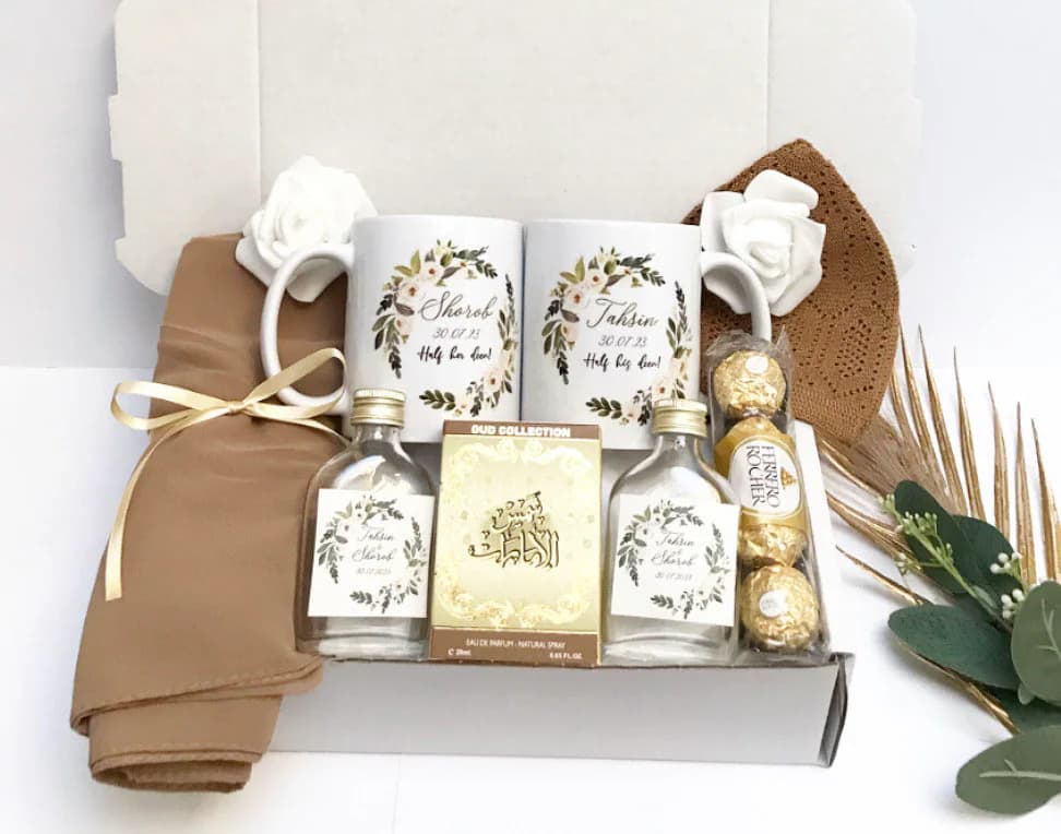 Luxury Islamic Couples Wedding Hamper Islamic Gift Revert Modest Wife Husband Nikah Engagement Zam Zam Anniversary Bride Groom Umrah Hajj - image 5