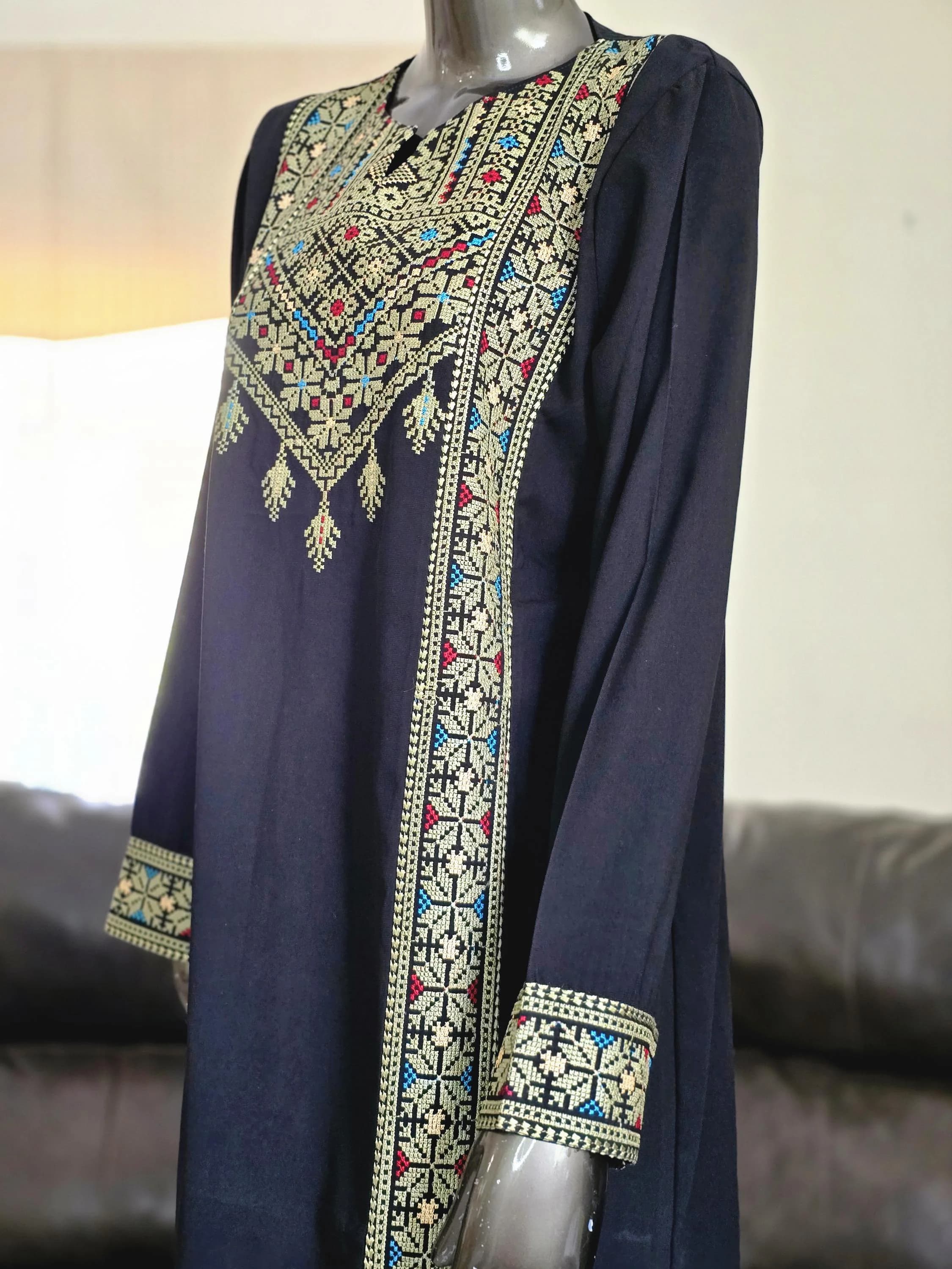 A Beautiful Black Embroidered Dress / Thobe / Kaftan with Green Embroidery Comes without a belt - image 3