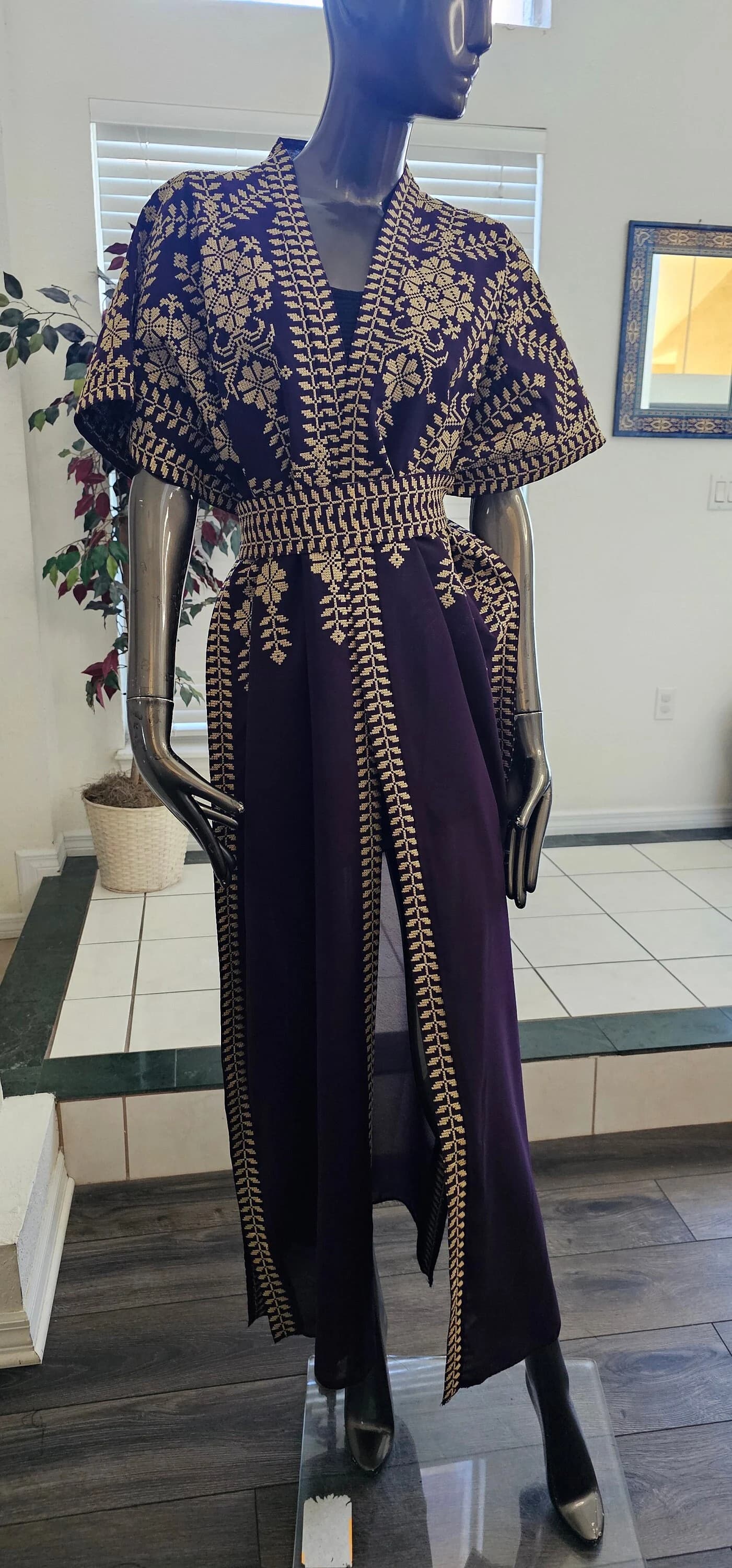 Palestinian Jordanian Purple Embroidered Tatreez Abaya Bisht Kaftan Thobe with Gold embroidery & an Embroidered belt