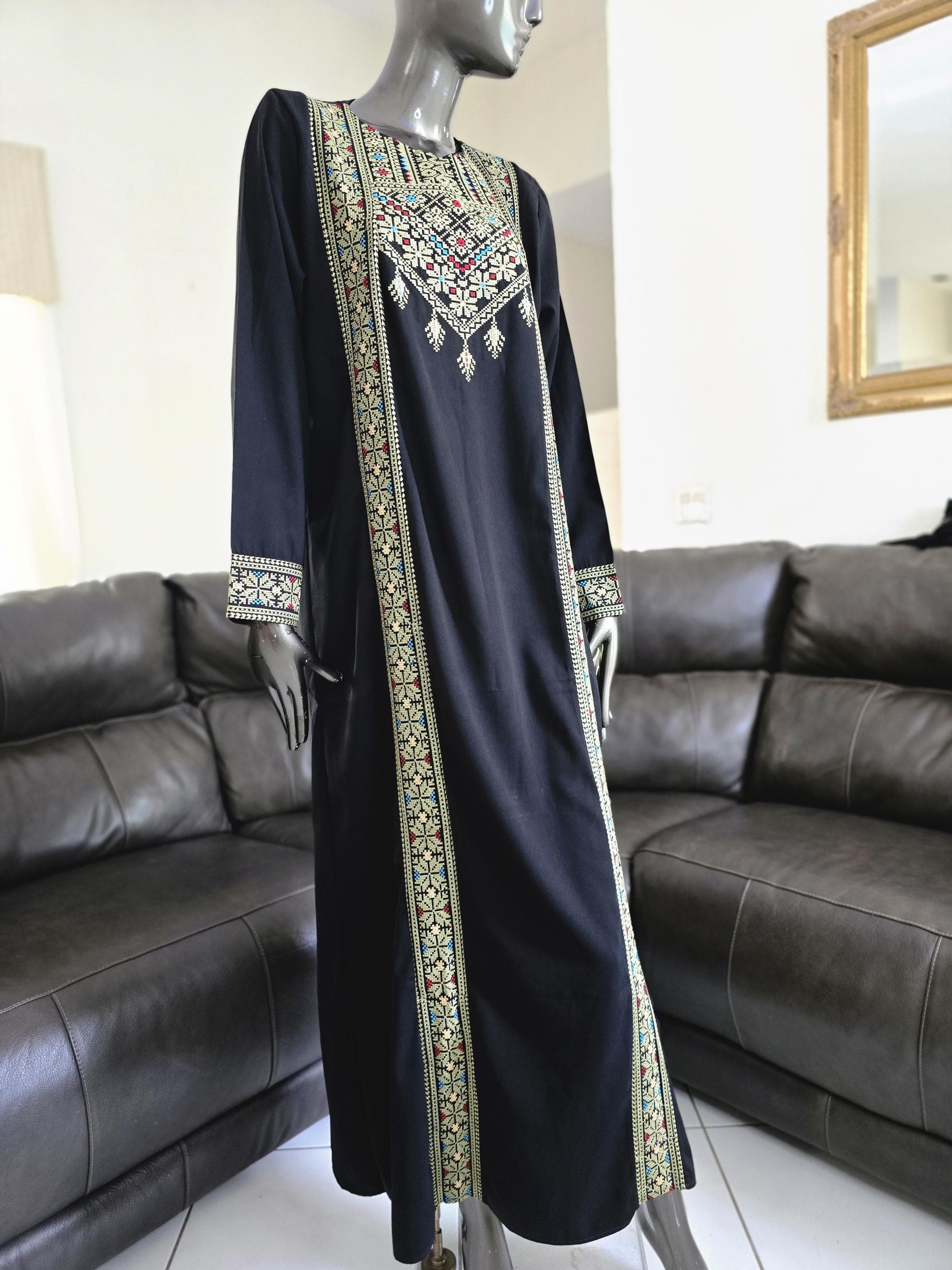 A Beautiful Black Embroidered Dress / Thobe / Kaftan with Green Embroidery Comes without a belt - image 2