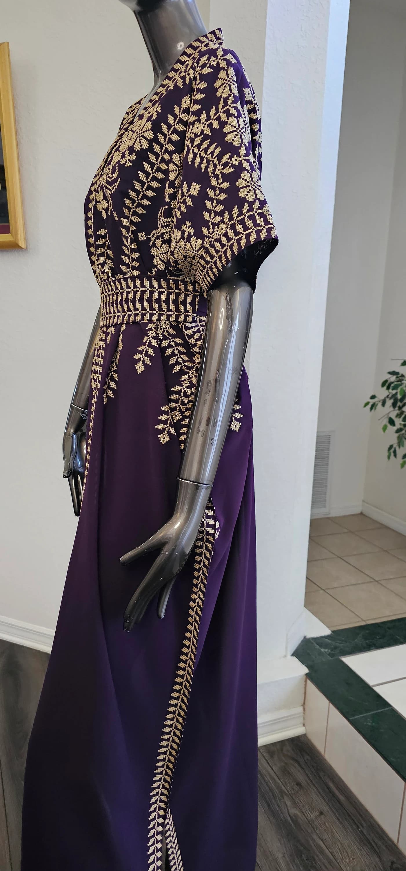 Traditional modern Palestinian Jordanian Purple Embroidered Tatreez Abaya Bisht Kaftan Thobe with Gold embroidery & an Embroidered belt