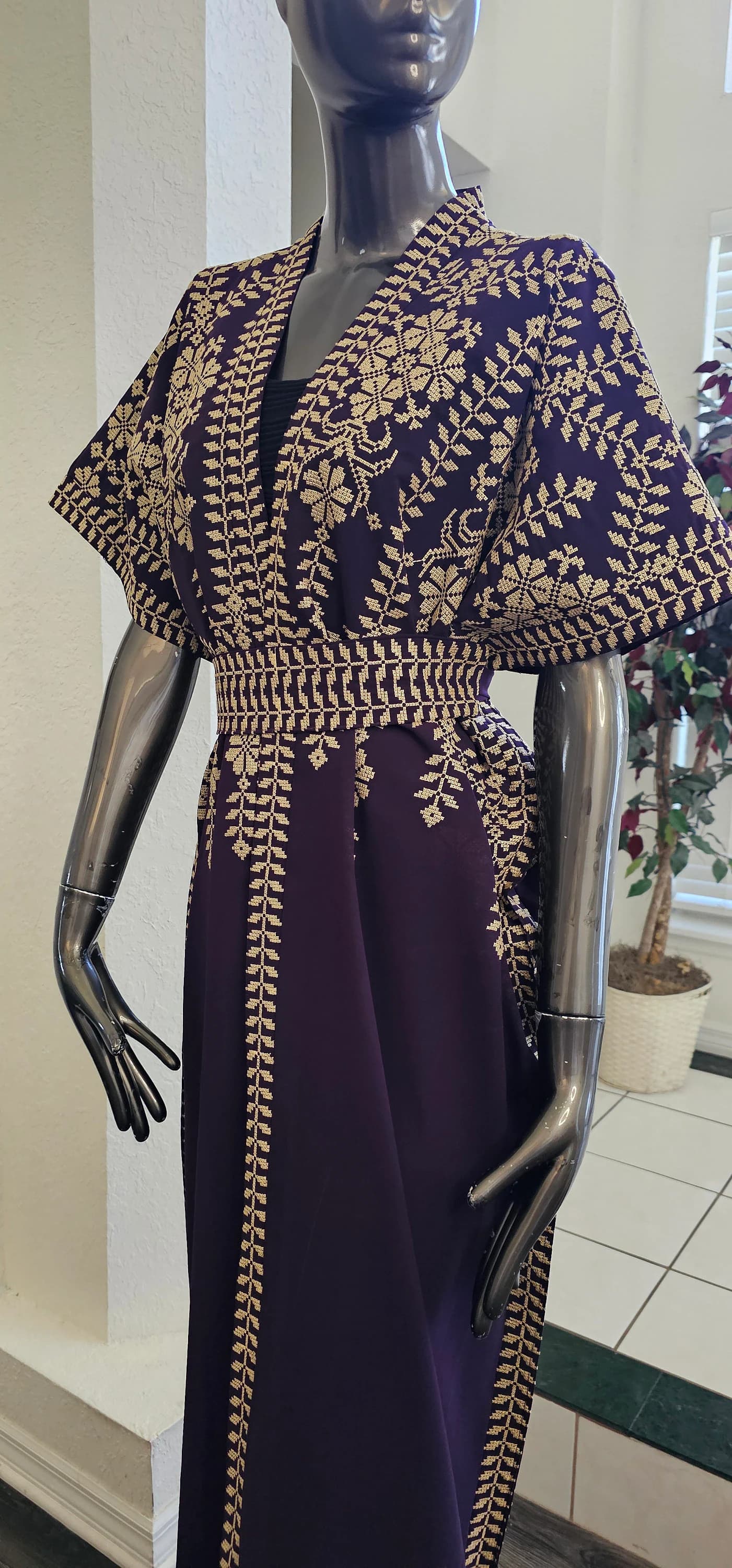 Traditional modern Palestinian Jordanian Purple Embroidered Tatreez Abaya Bisht Kaftan Thobe with Gold embroidery & an Embroidered belt