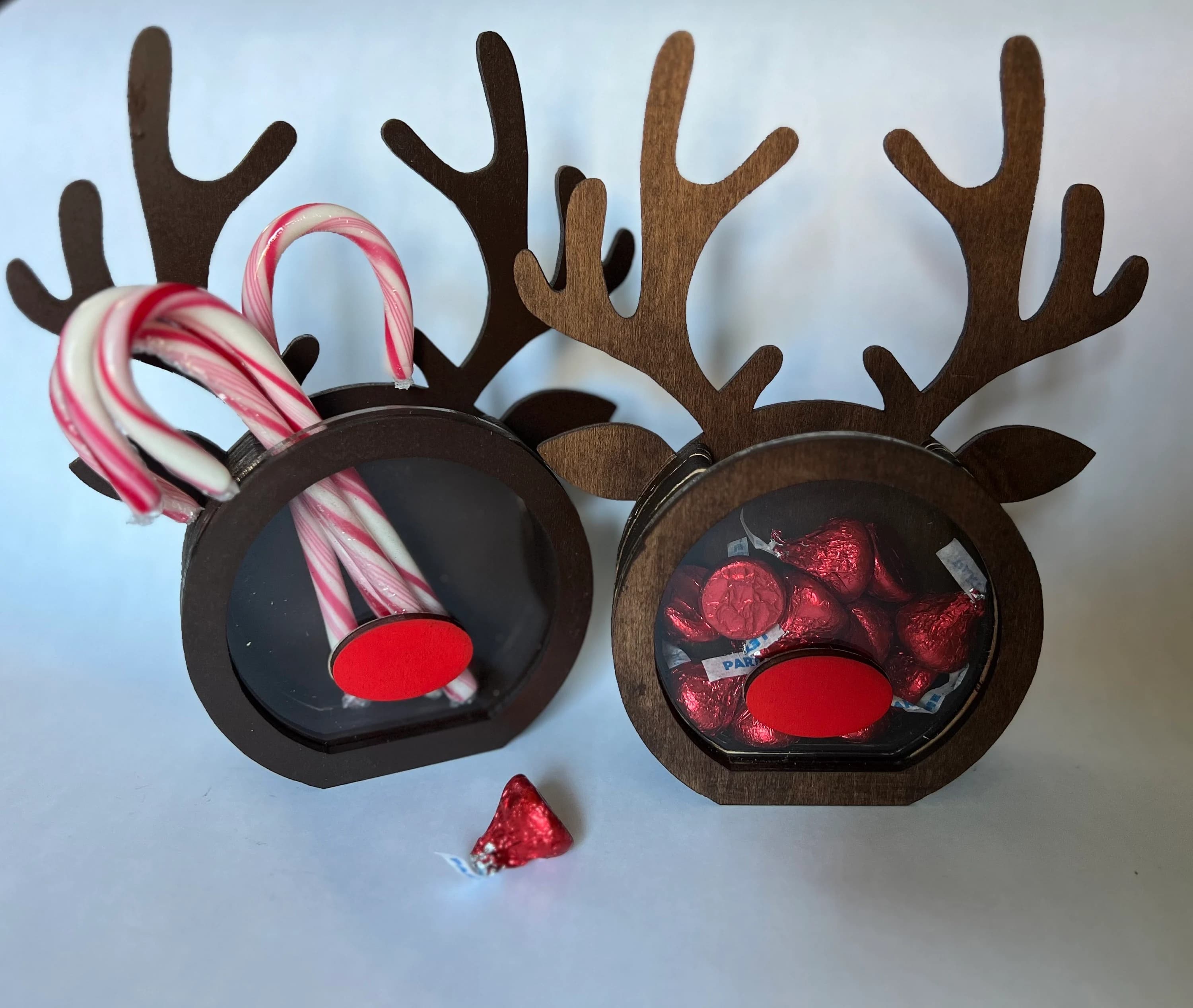 Handcrafted wooden reindeer candy holder - image 3