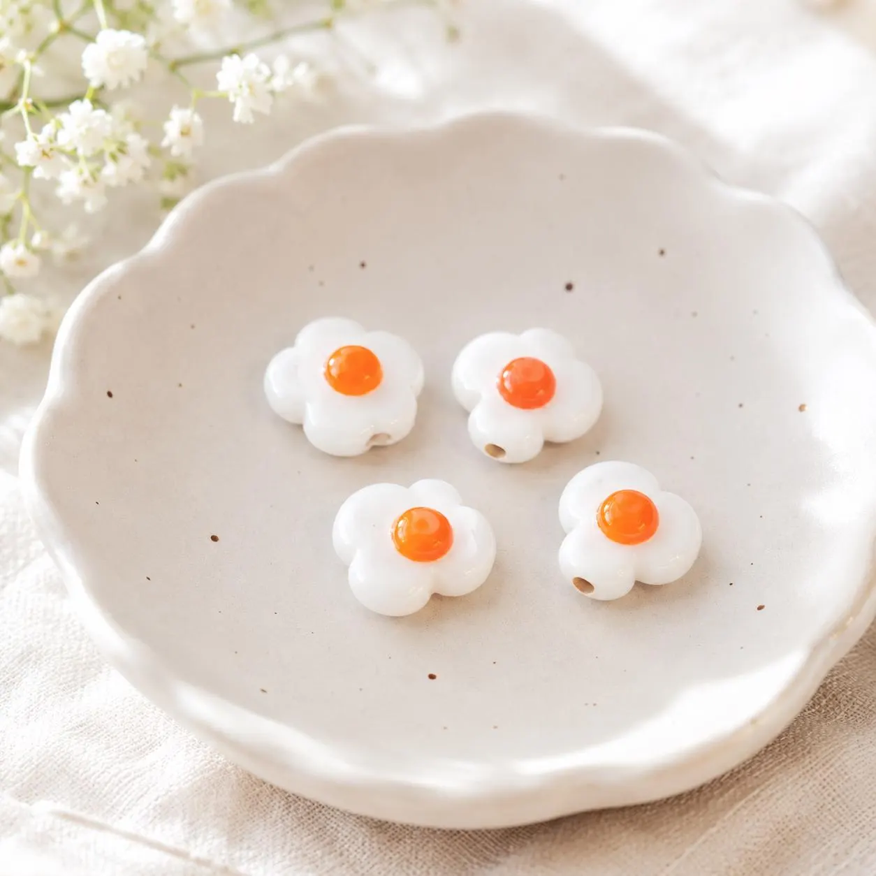 Fried Egg Lampwork Glass Bead, Sunny Side Up Egg Charm, Kawaii Food Bead, Murano Glass Breakfast Charm, Miniature Food Jewelry Supply - image 2