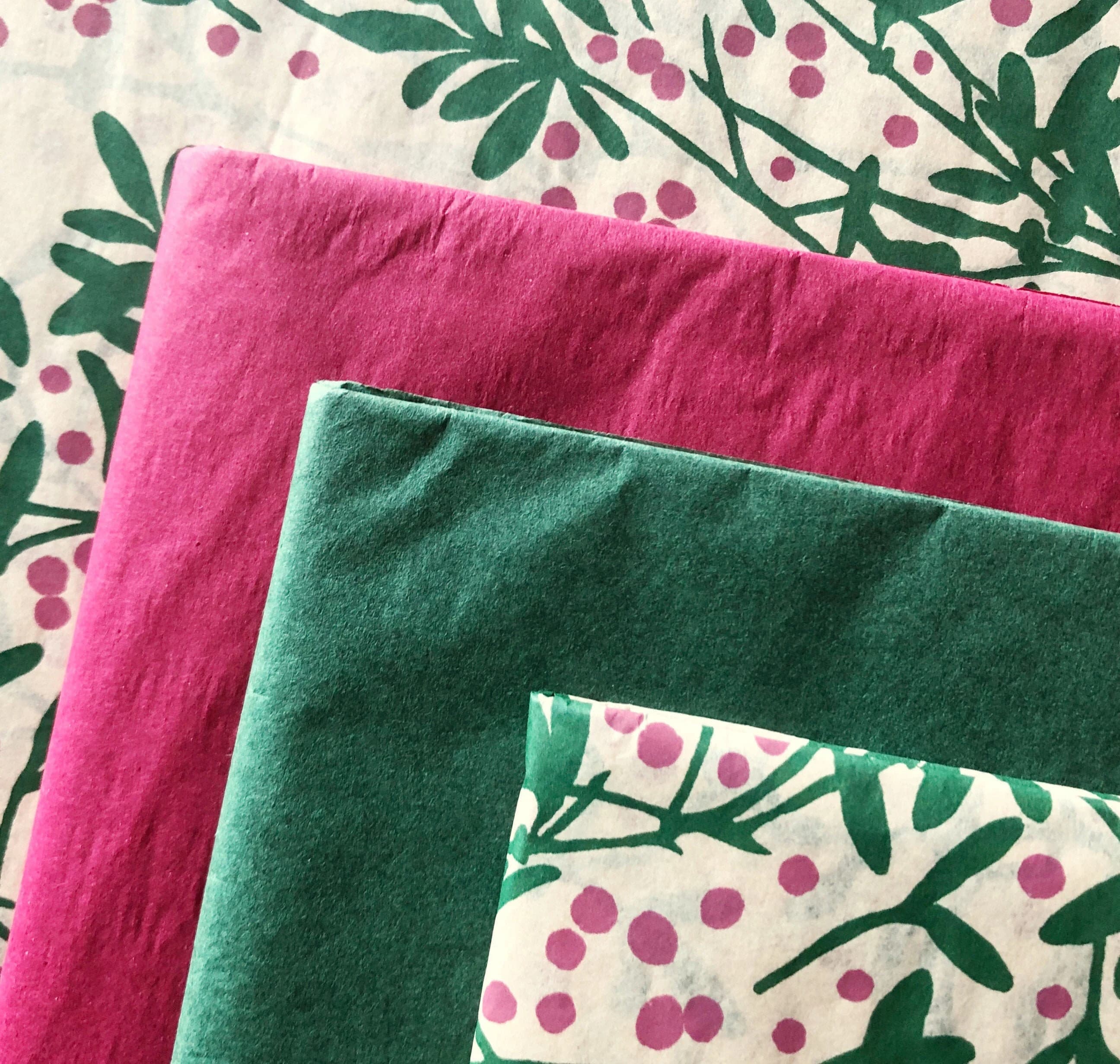 Holly and Berries Printed Tissue Paper Sheets x5 - Christmas Gift Wrapping - image 3