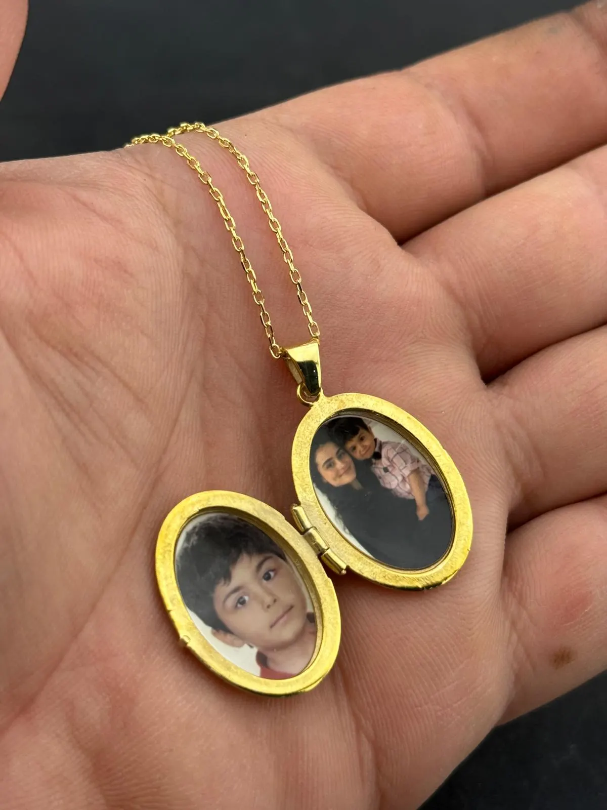 Personalized Oval Photo Locket Necklace with Stone, Custom Picture Pendant, Gold Locket Necklace with Photo, Keepsake Gift for Her, Mom Gift - image 4