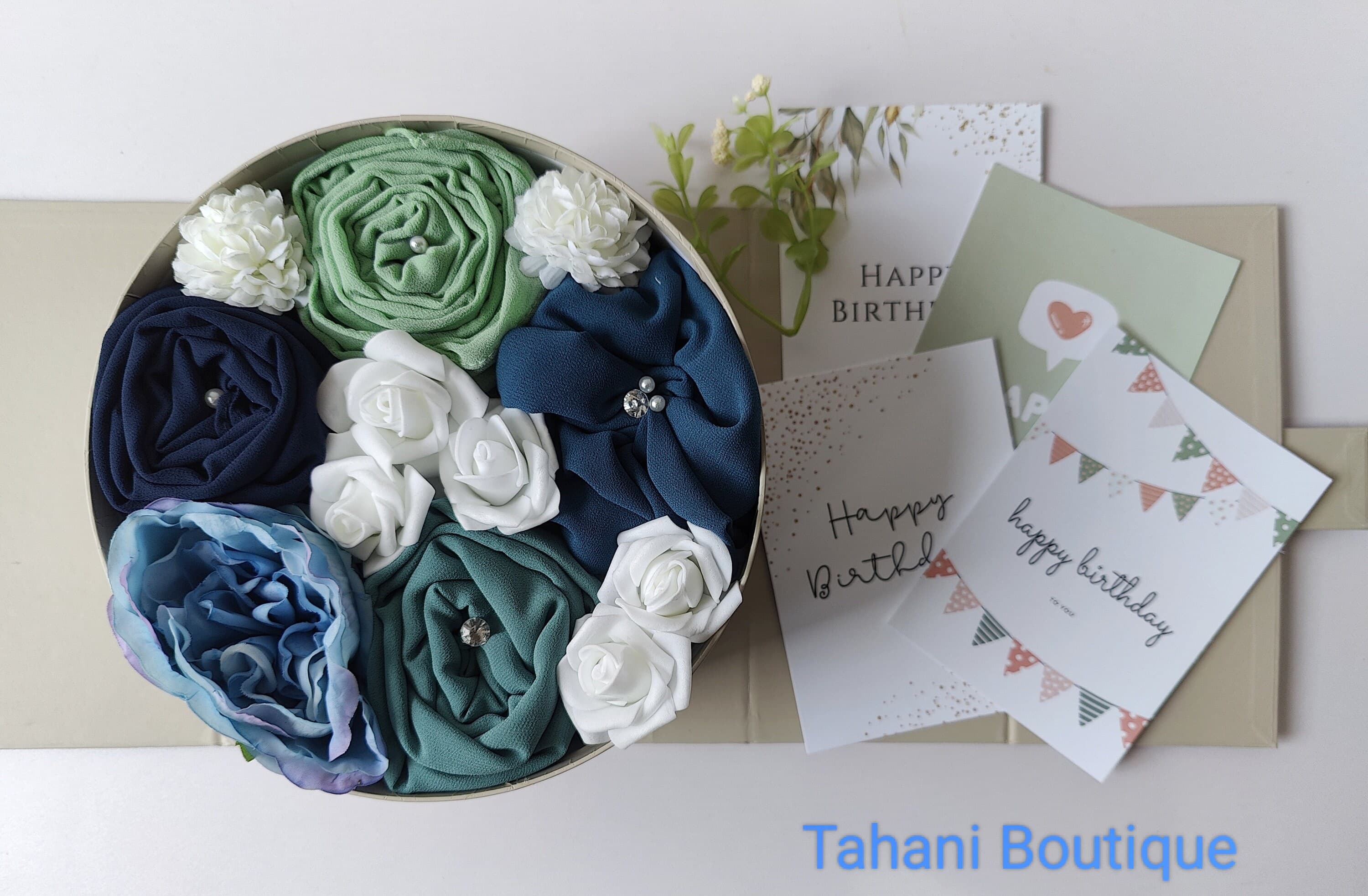 Personalised Hijab Gift Bouquet, Soft Scarf Arrangement, Keepsake Surprise (Birthday, Eid), Umrah - image 5