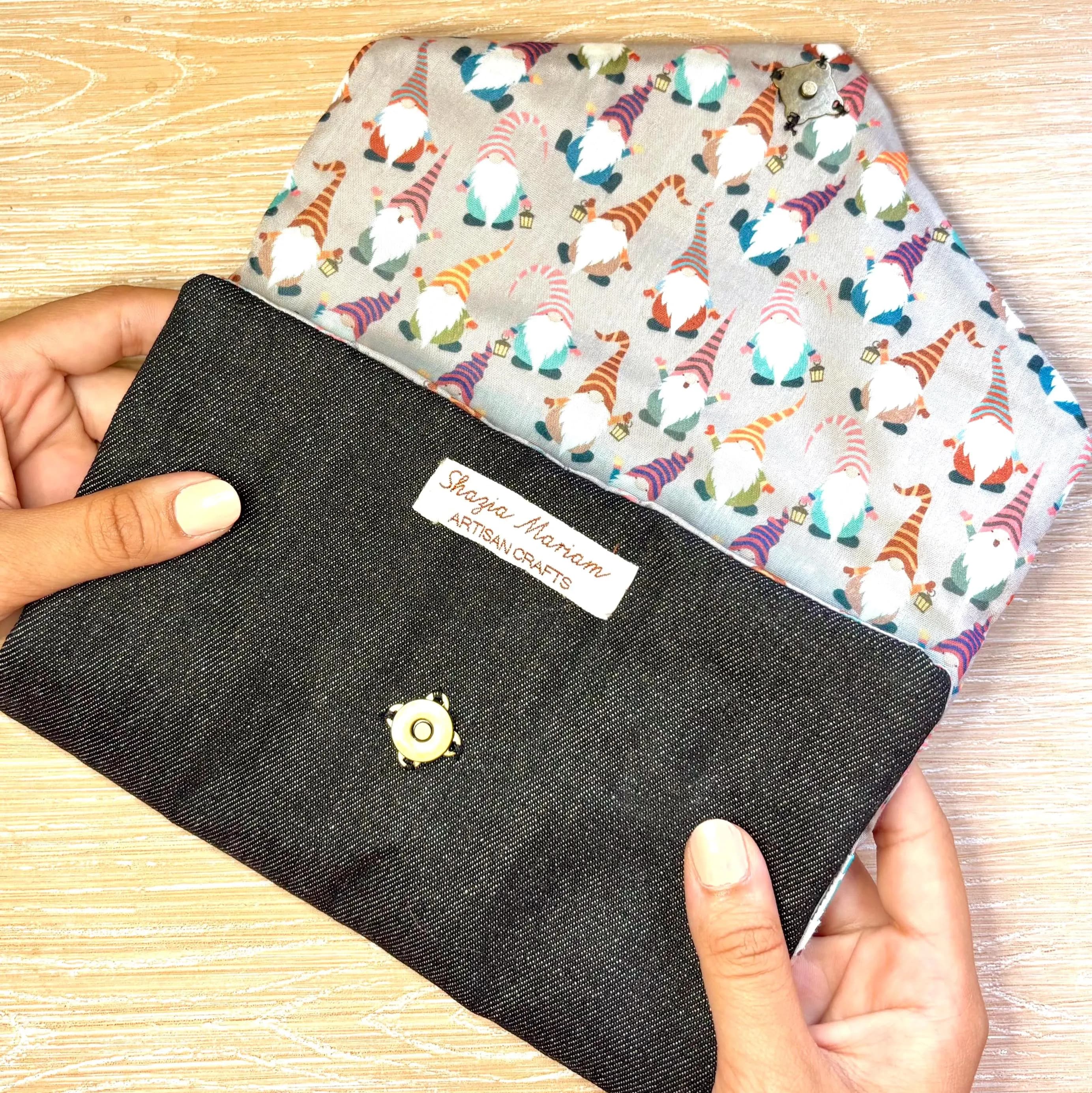 Gnomes Tea Wallet: Travel Gift - image 3