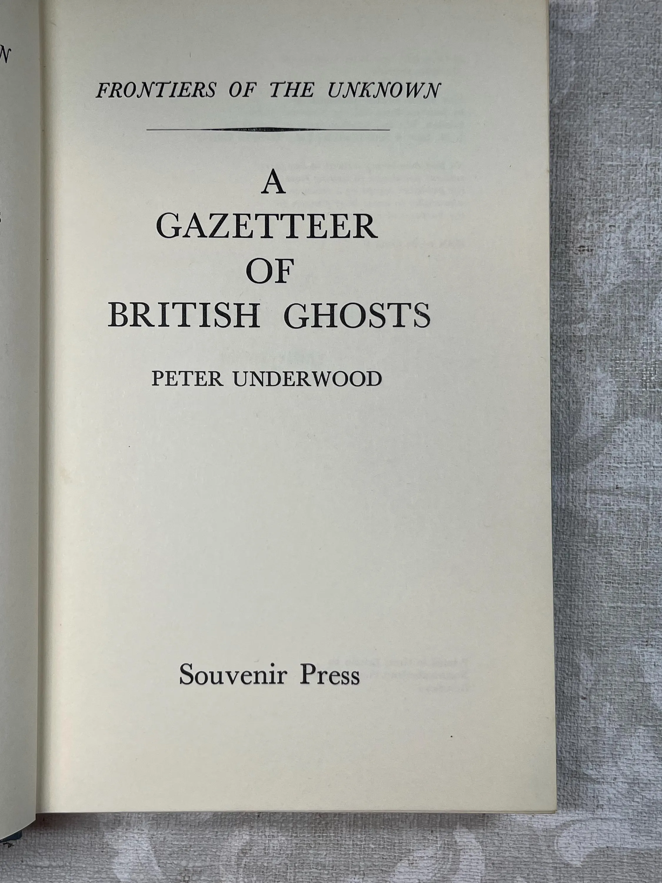 1971 Gazetteer of British Ghosts an Illustrated Guide to 236 Haunted Sites by Peter Underwood - image 5