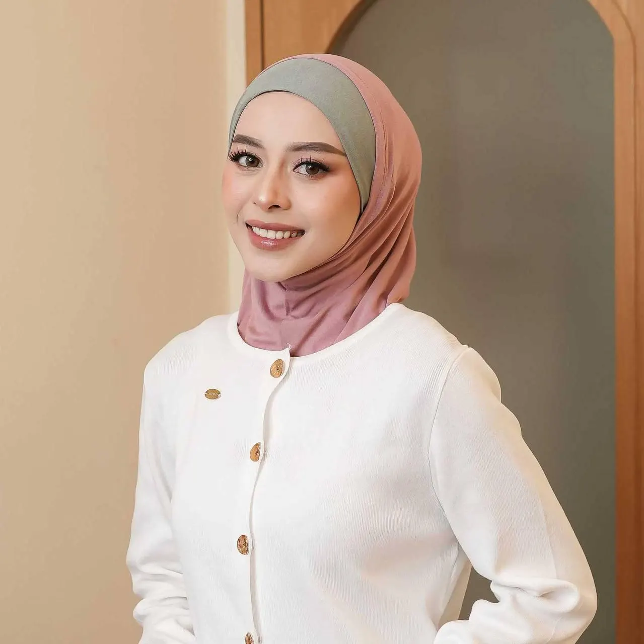 PARVANA Two-Tone Head Cover with Inner Securing Ties, Quick Easy Wear No Pin One-Piece Instant Hijab Pink Sage Green Matcha