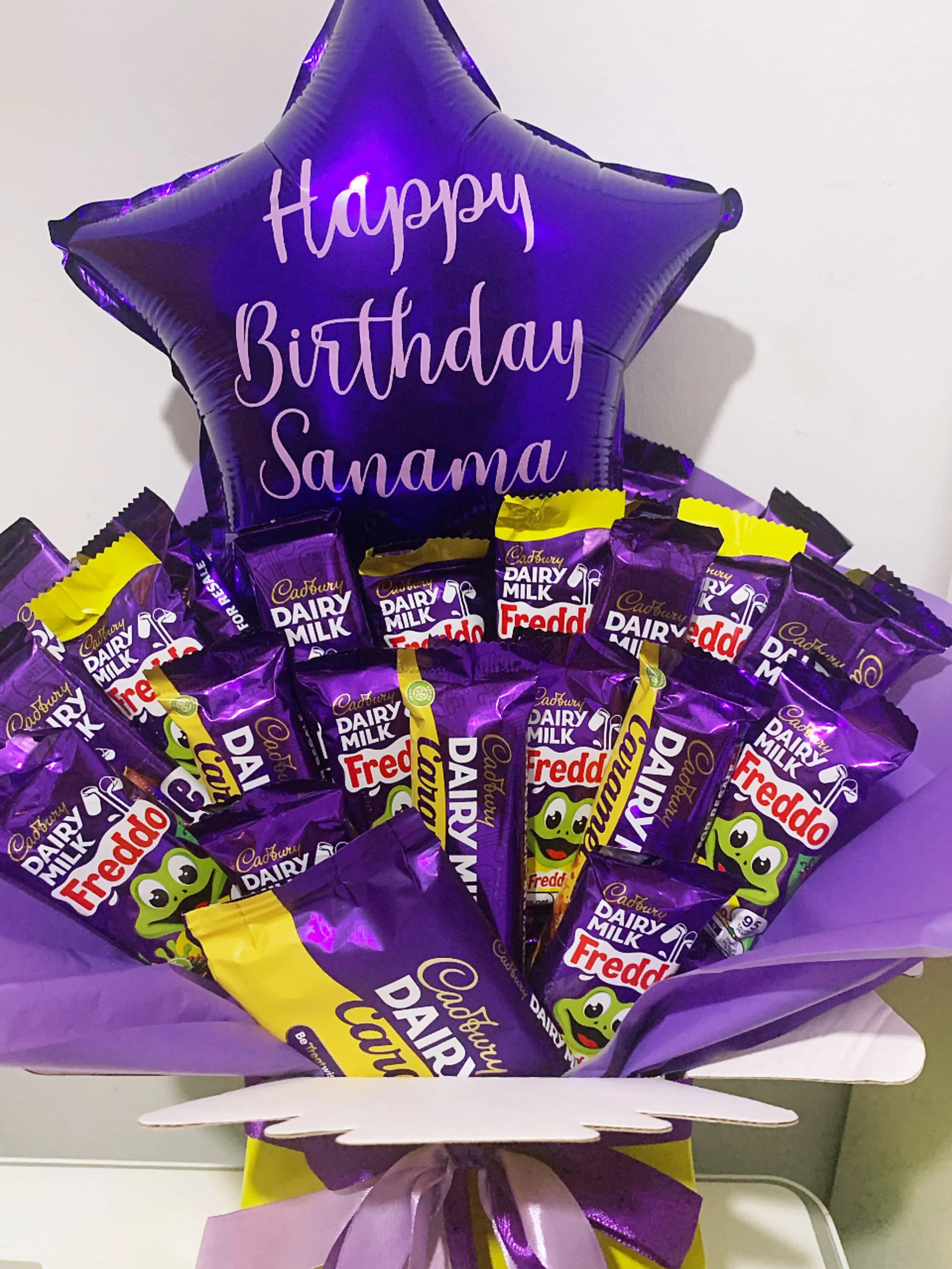 Personalized Cadbury Chocolate Bouquet with Balloon - image 2