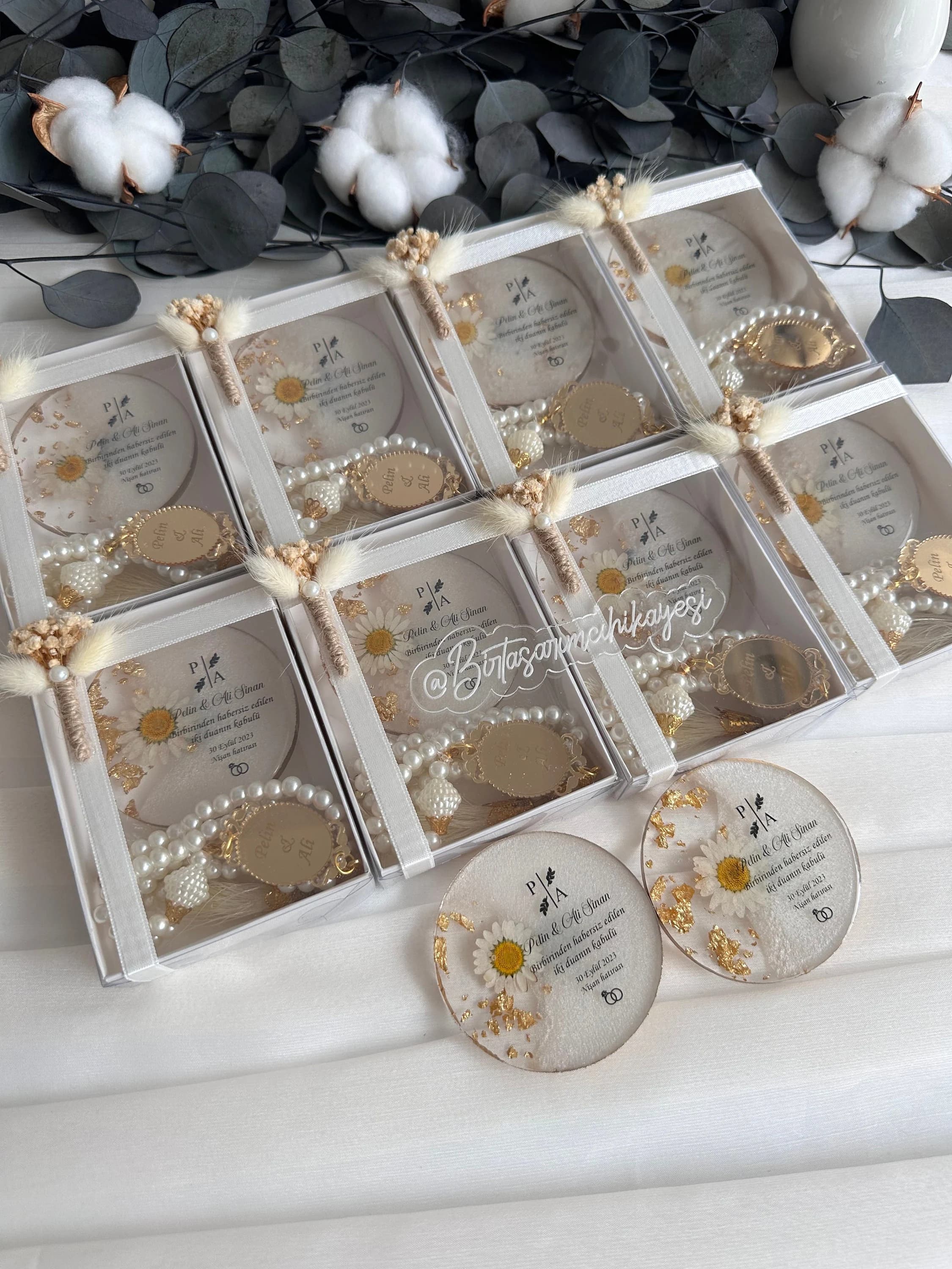 Personalized Pearl Tasbih & Magnet Gift Set: Islamic Wedding Favors - image 3