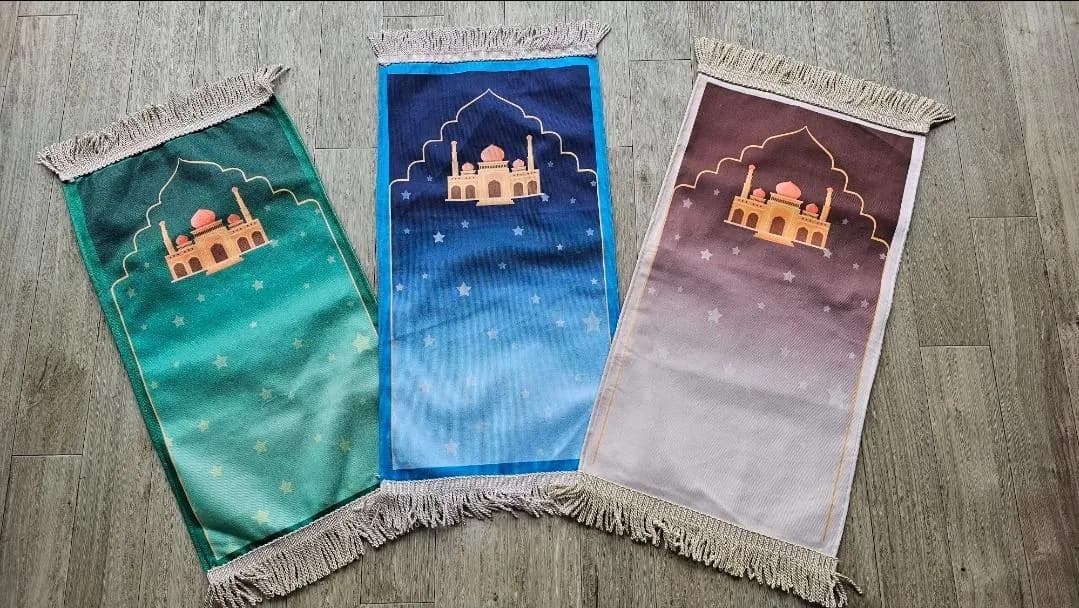 Personalised Kids Prayer Mat – Mini Muslim Sajada for Children | Ramadan Eid Gift | Islamic Prayer Rug Boys Girls | Musallah Janamaz | Beige - image 3