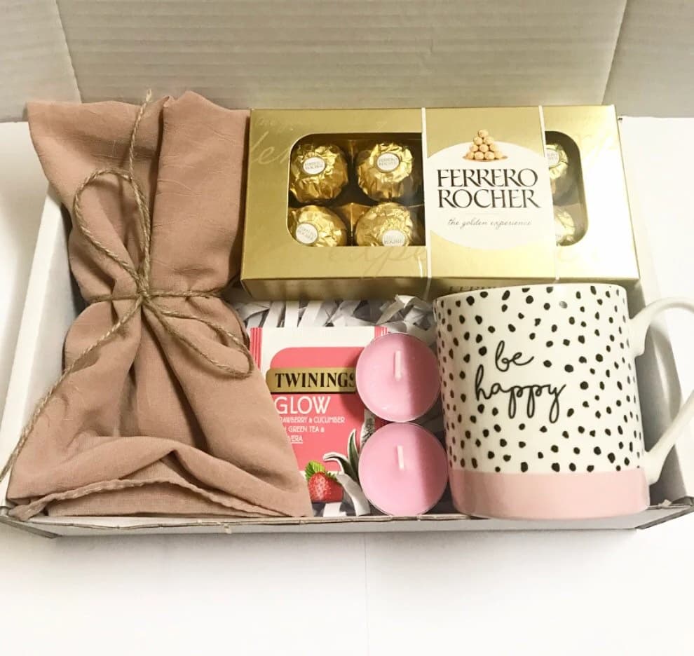 Luxury Hijab Hamper Box Islamic Gift Revert Modest Ramadan Eid Mother Daughter Wife Sister Zam Zam Nikah Engagement Wedding Ramadan Eid - image 3