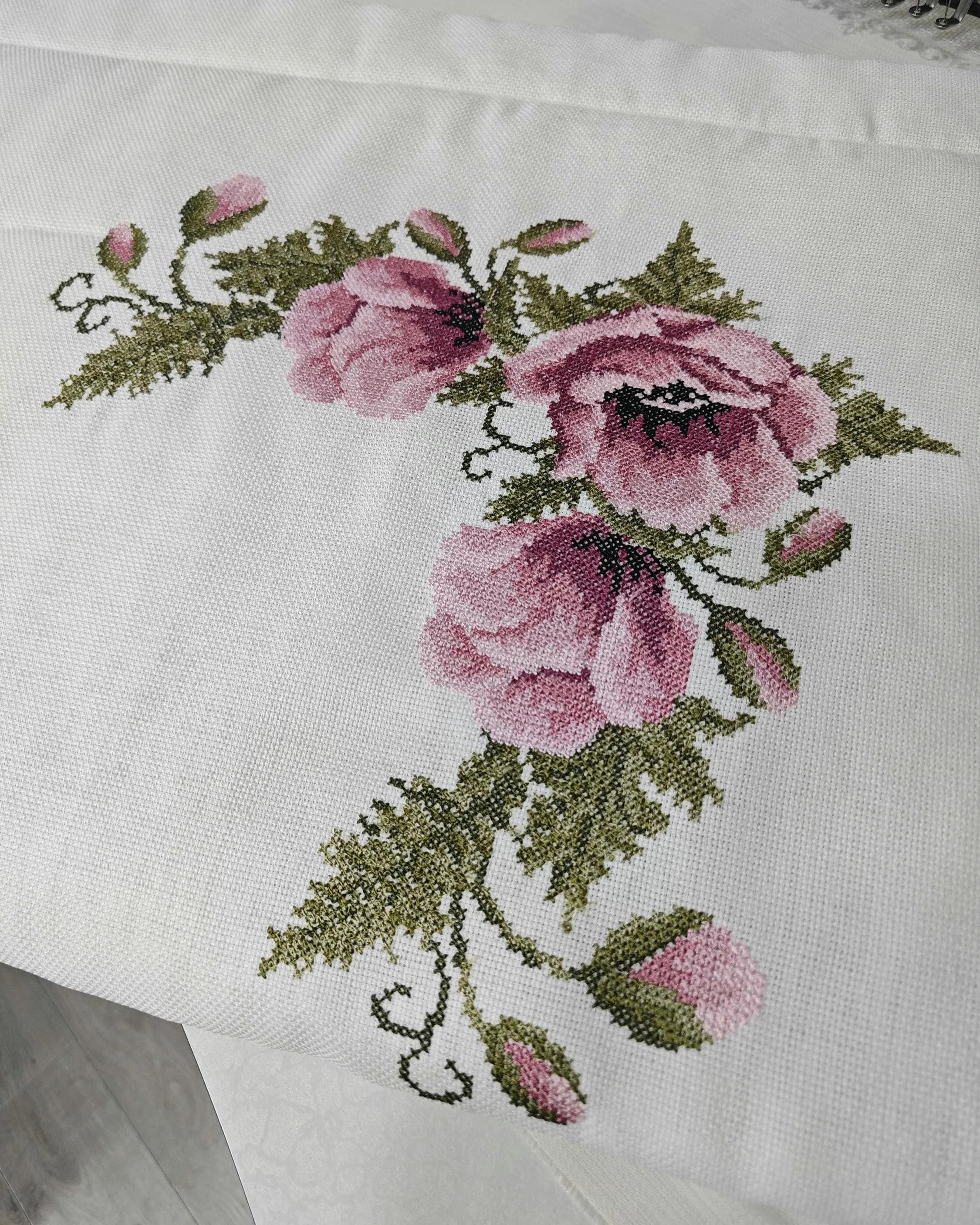 Handmade Embroidered Prayer Mat, Pink Rose Cross-Stitch, Cream Fringe Islamic Gift - image 4