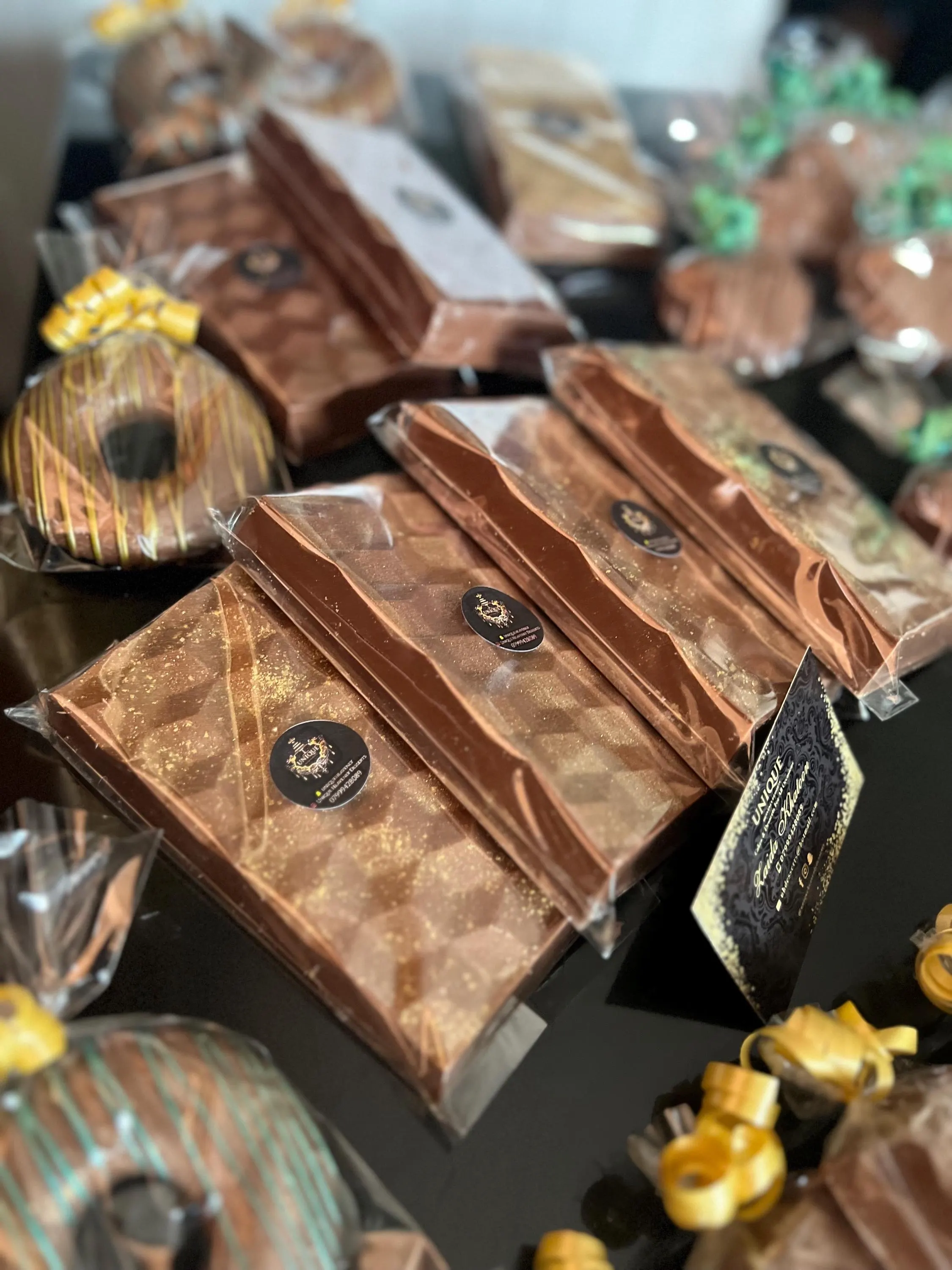 Viral Dubai Fix Pistachio Knafeh Chocolate Bar - Large !! The Most Delicious Treat For You & Your Loved Ones, Makes The Perfect Postal Gift. - image 5