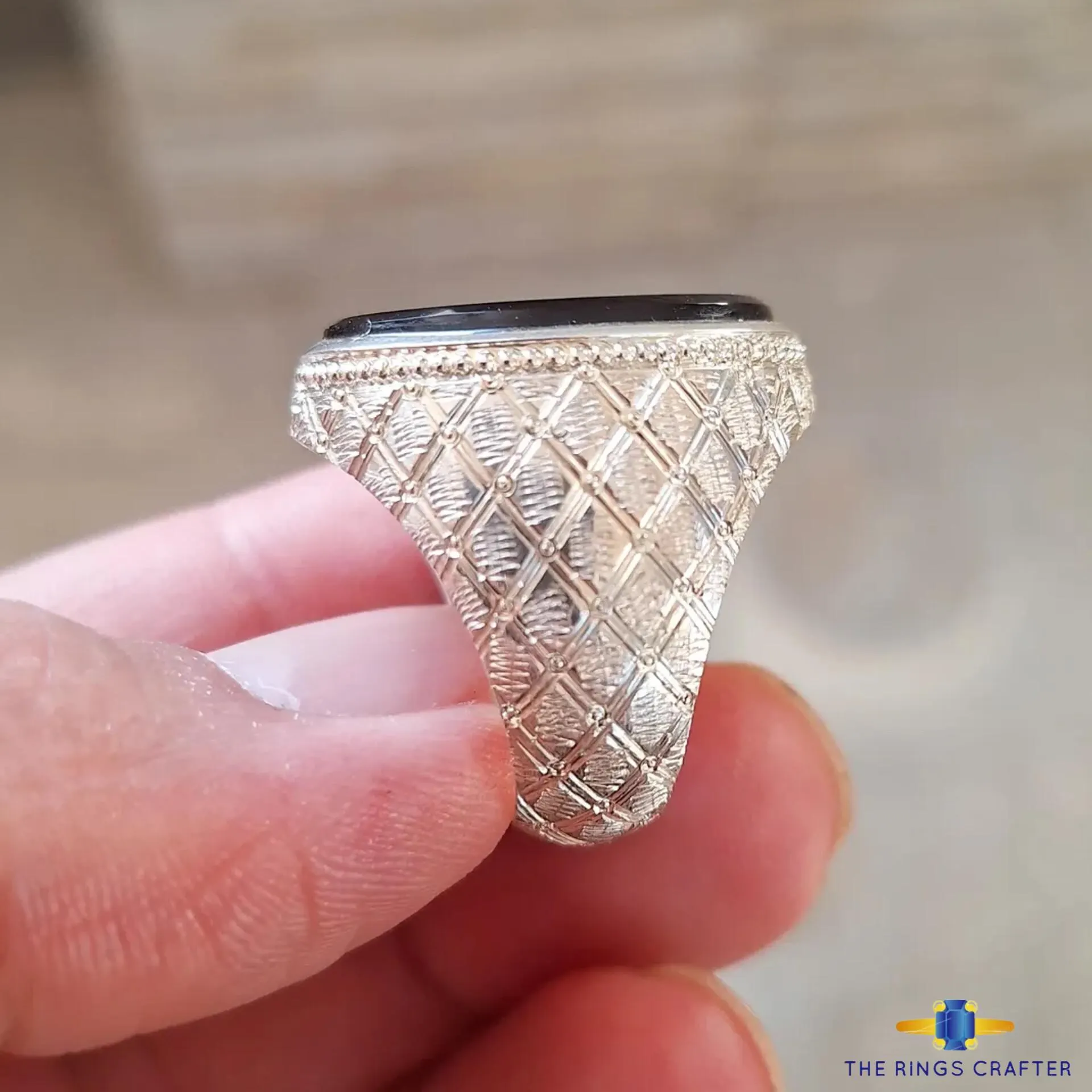 Natural Yemeni Aqeeq Ring, Shefat Al Abad Habshi Kabidi Aqeeq, Yemeni Aqeeq Blood Color Under Light, Handmade Red Yemeni Agate Silver Ring - image 3