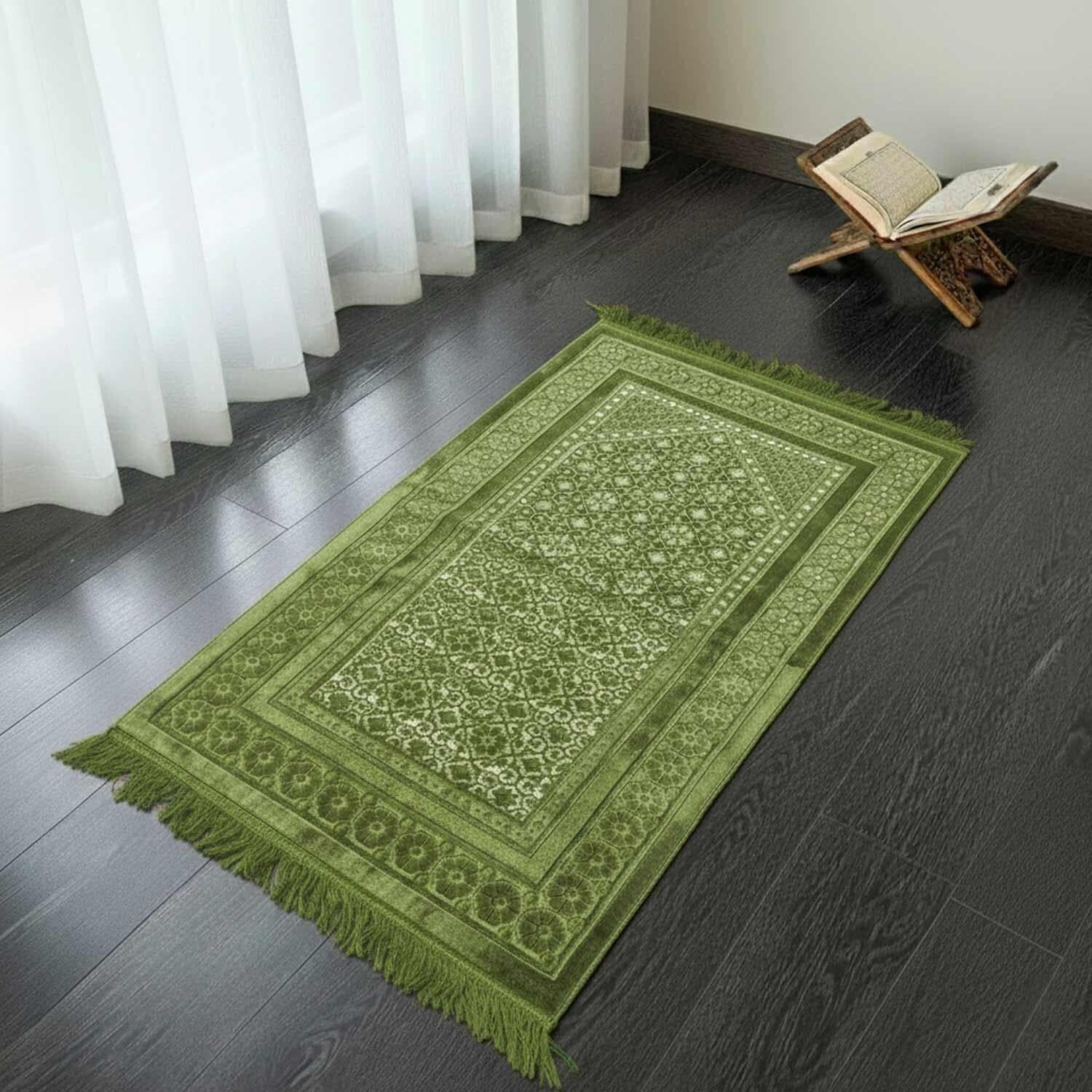 Soft Velvet Islamic Prayer Rug, Muslim Prayer Mat, Elegant Velvet Janamaz, Sejadah, Muslim Gift, Islamic Gift - Mira - image 3