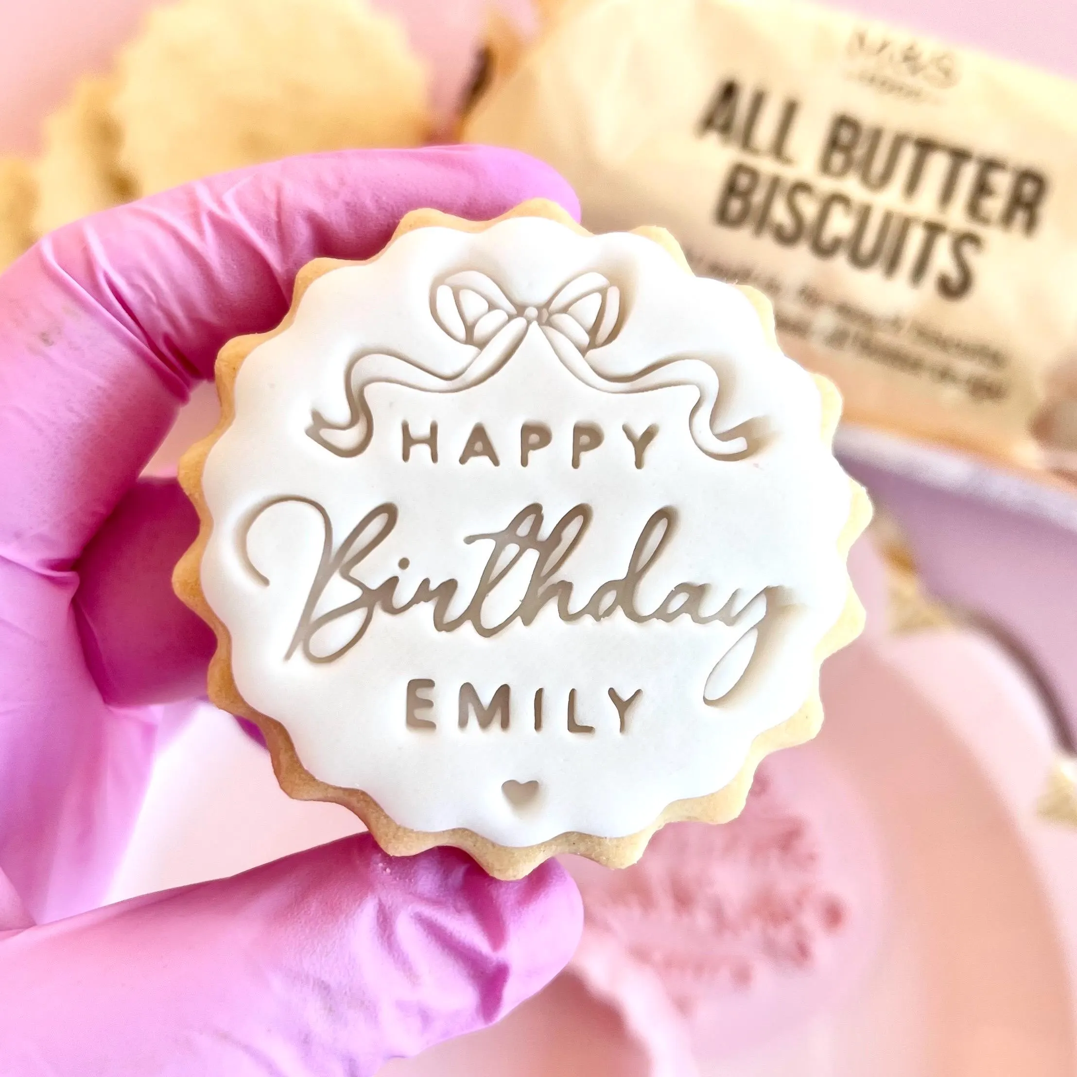 Customised happy birthday bow cookies cutter fondant stamp embosser custom personalised biscuit cupcake topper m and s m&s birthday any name