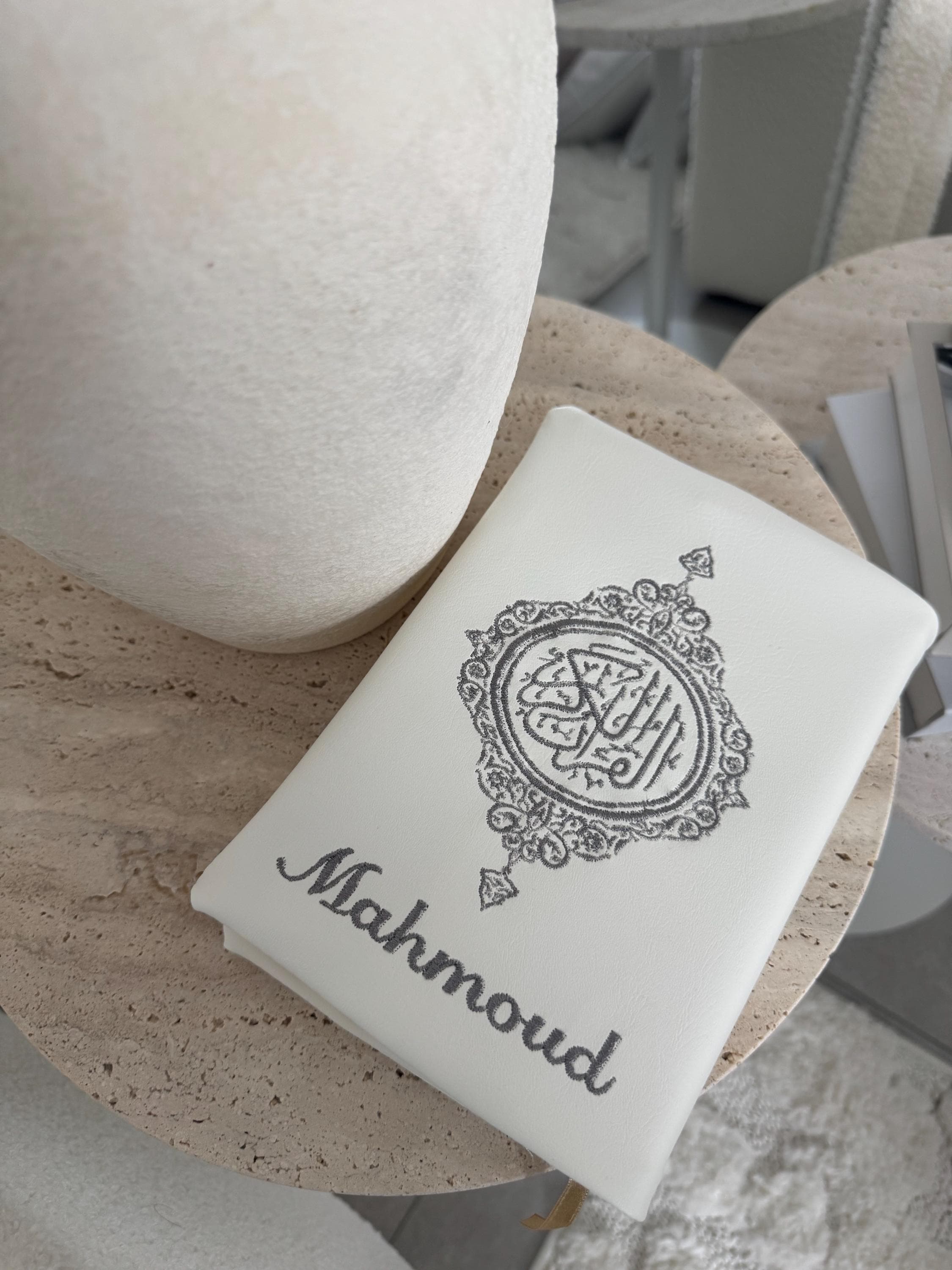 White Personalised Quran- Classic logo - image 3