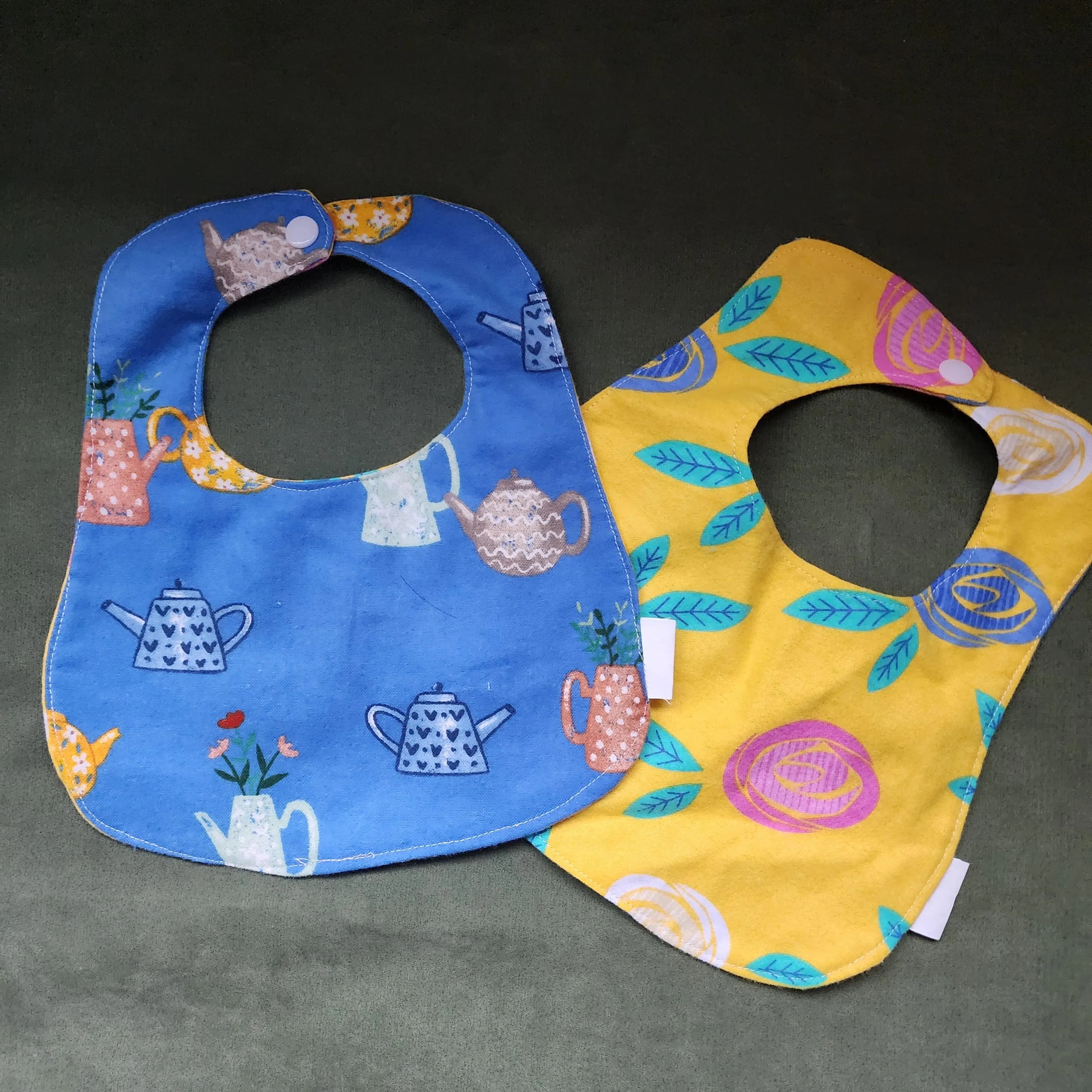Handmade Reversible Baby Bib | Soft & Absorbent | Plastic Snaps | Baby Bibs 3-18 Months | Drool Bib for Teething | Gender Neutral Bib
