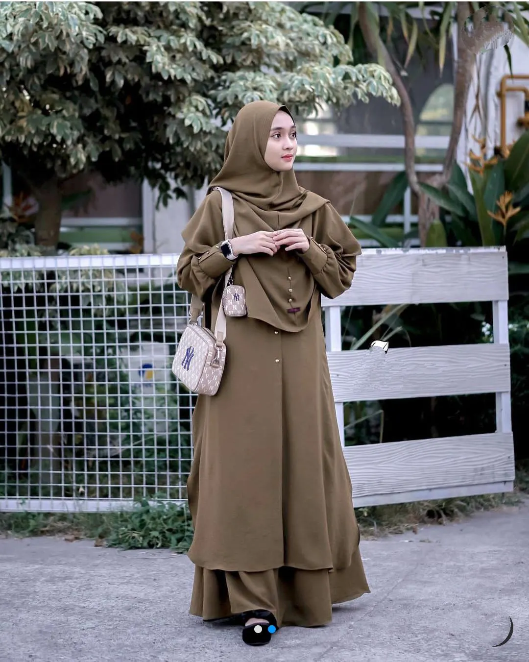 Abaya muslimah tunic set skirt hijab niqab / hijab prayer clothes / Islamic women's clothing - image 5
