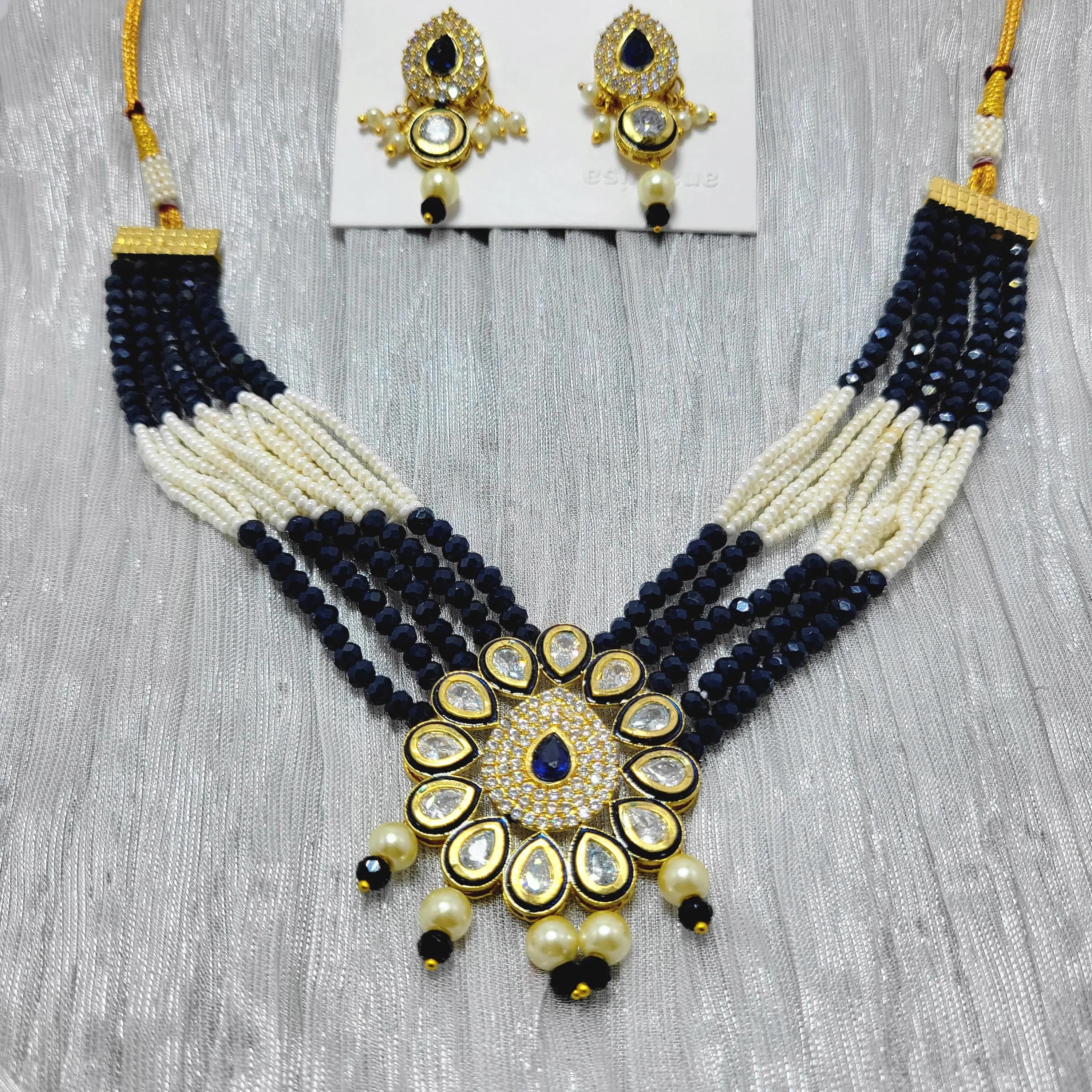 Floral Kundan Choker with Crystal Beads & Earstuds - image 3