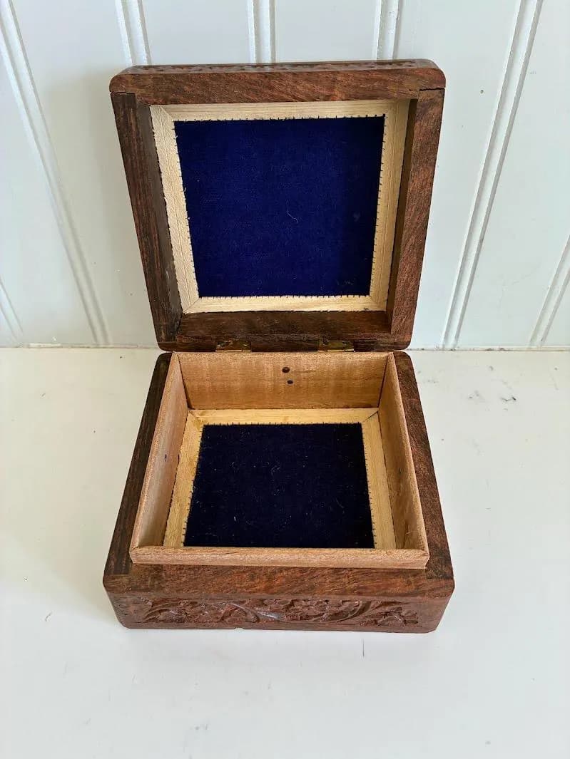 Vintage carved wooden square jewelry/Trinket box - image 2