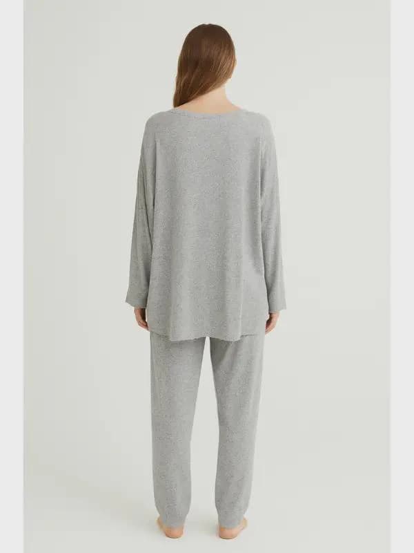 Plus Size Loungewear Set: High-Low Top & Pajama Bottoms - image 5