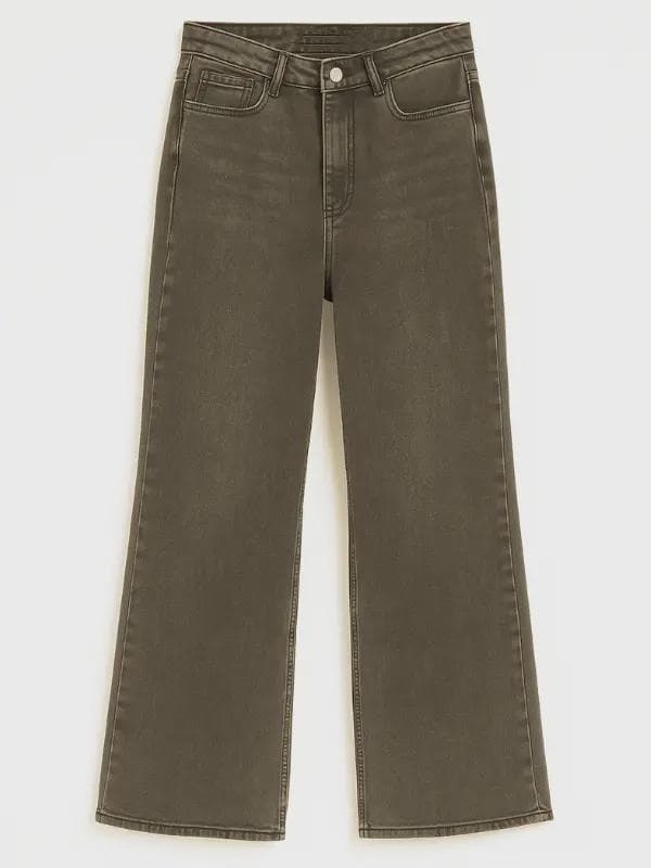 High-Waisted Wide-Leg Denim Jeans - Classic Chic Style - image 2
