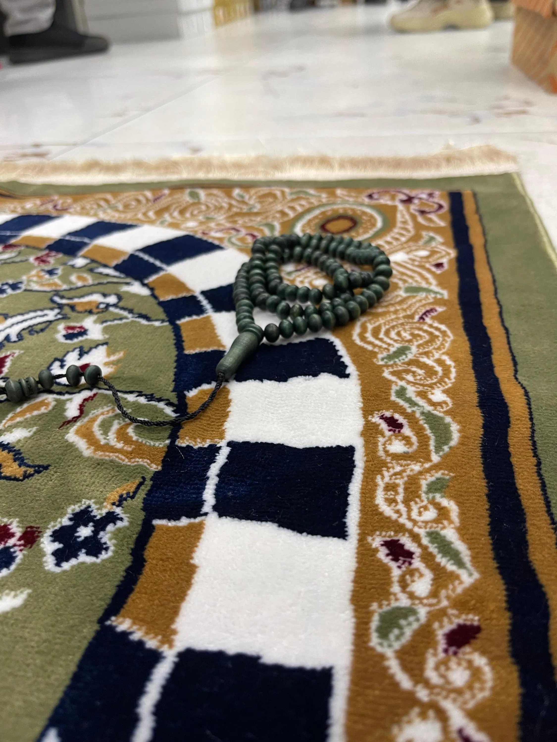 Premium Soft Ravza Prayer Rug | Luxury Muslim Prayer Mat | Rawdah Janamaz | Islamic Gift for Ramadan Eid Hajj Umrah | Thick Plush Sajjadah - image 2