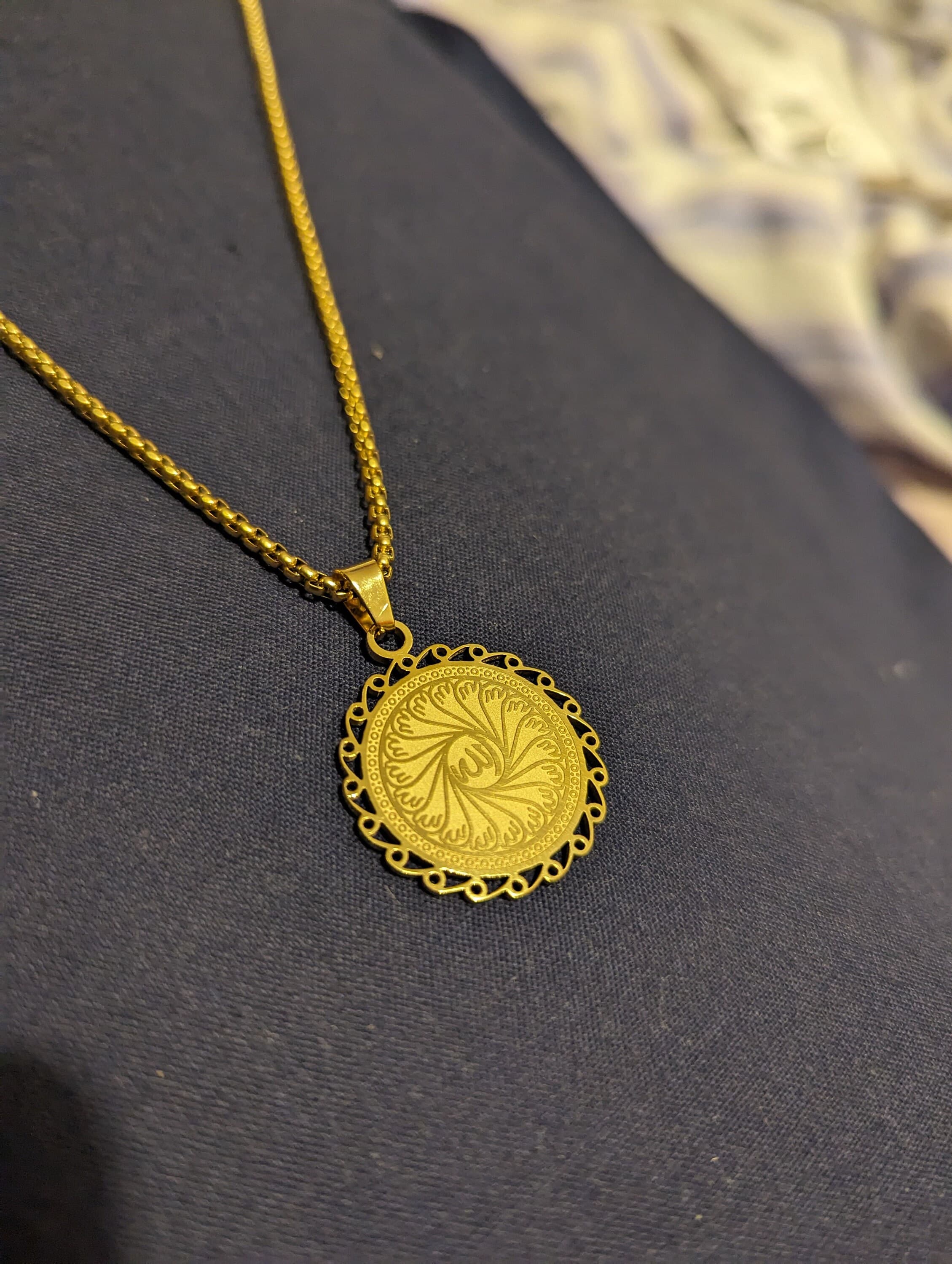 Ramadan Arabic pendant Muslim jewelry, perfect for gift