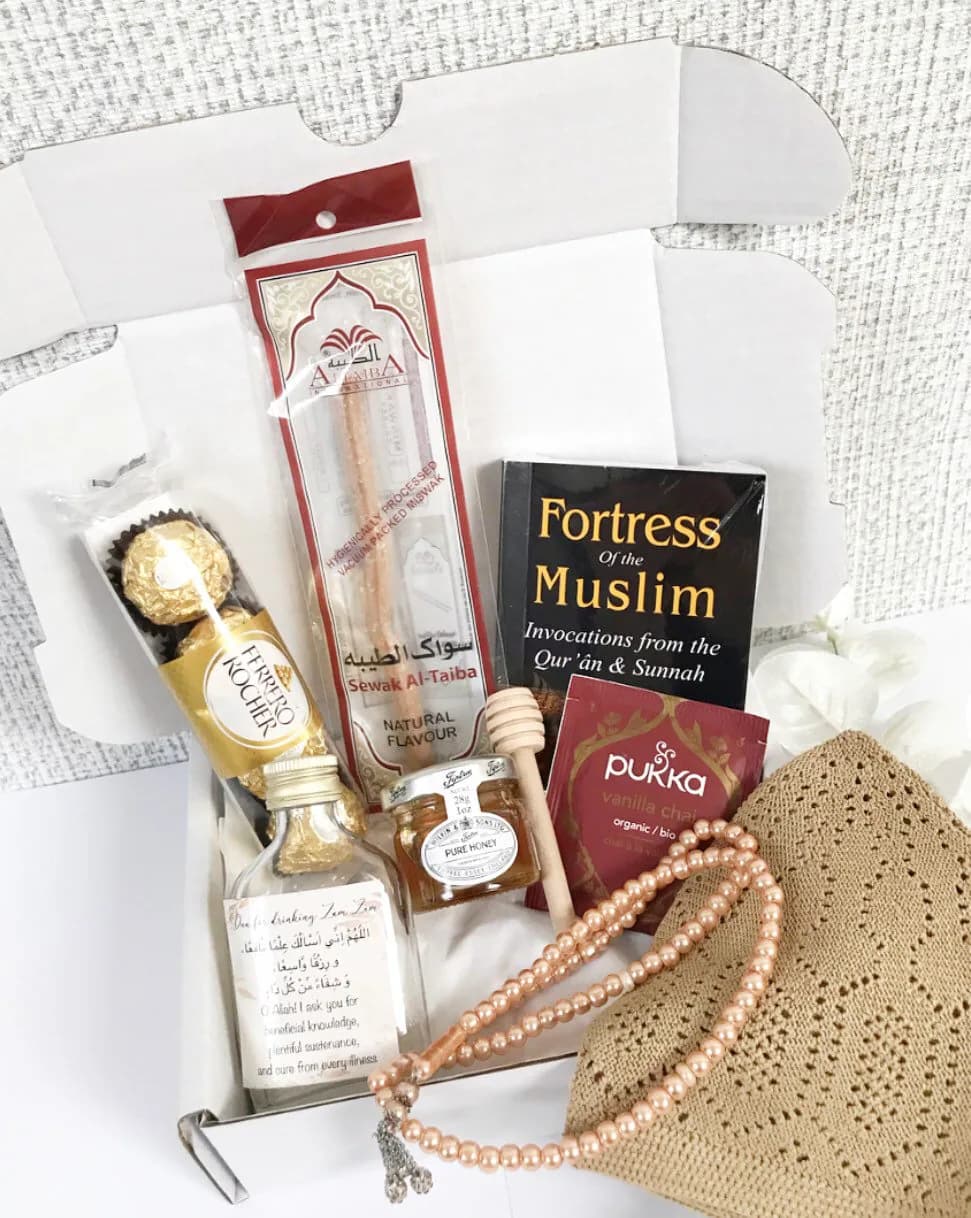 Luxury Islamic Men’s Hamper Teacher Gift Wedding Engagement Nikah Walima Brother Father Husband Son Revert Zam Zam Hajj Gift Umrah Groom - image 5