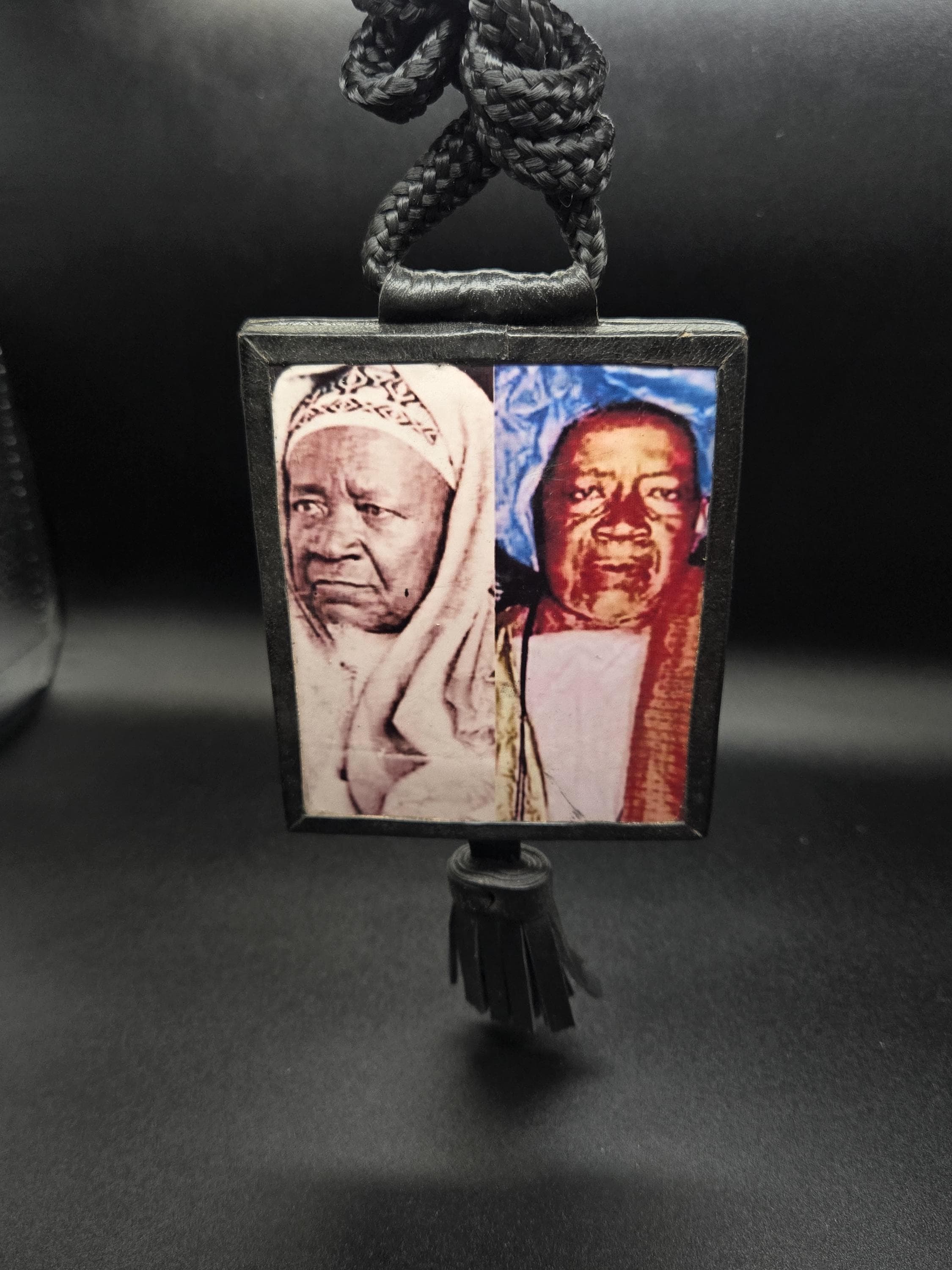 Djhill Necklace Pendant Holy Prayer All White Leather Design Holy Saints Mouride Brotherhood. Serigne Touba Holy Prayer Djhill Pendants - image 2