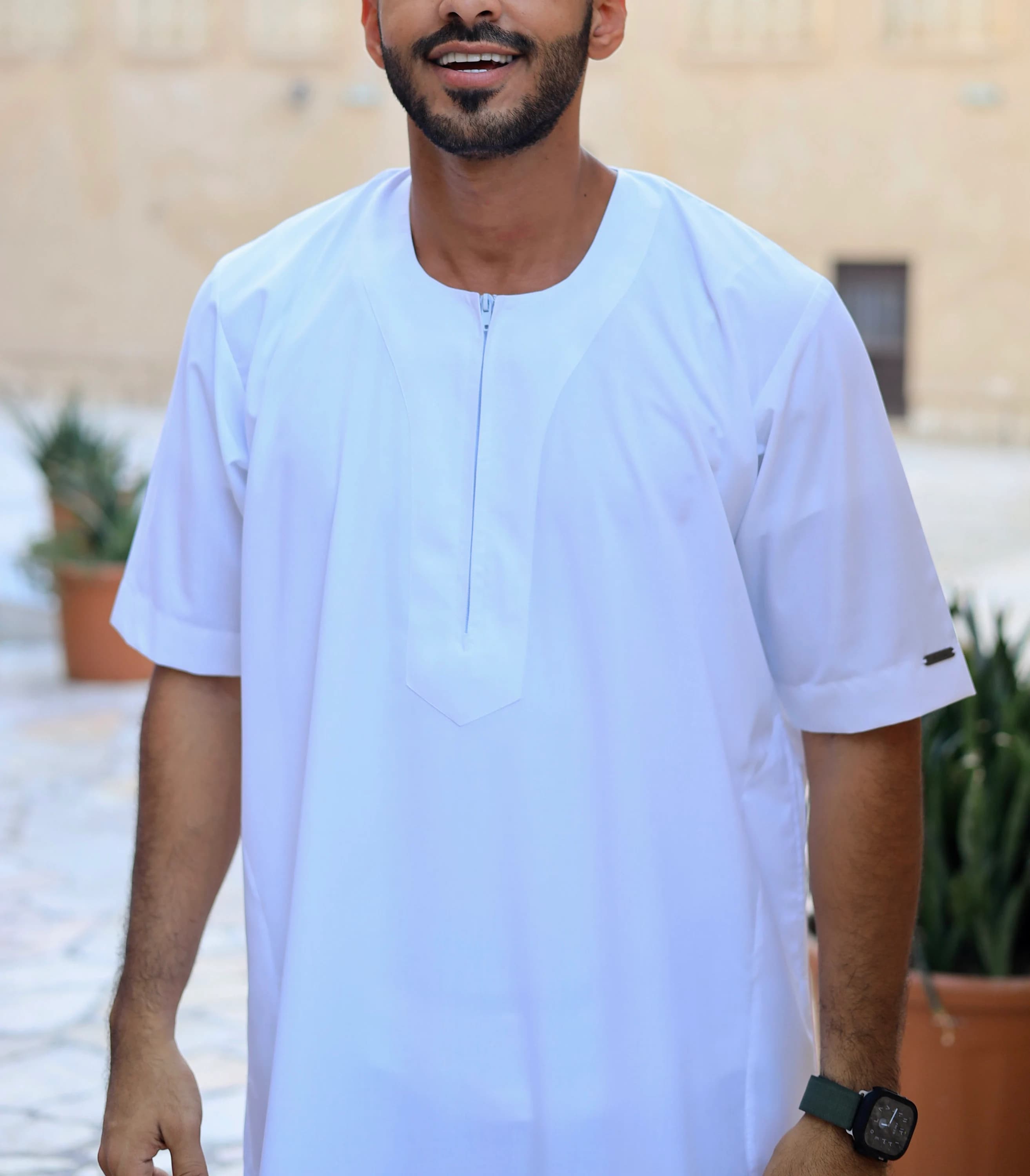 White Short Sleeve Thobe for Men, Zip Front Summer Jubba, Everyday Dishdasha - image 4
