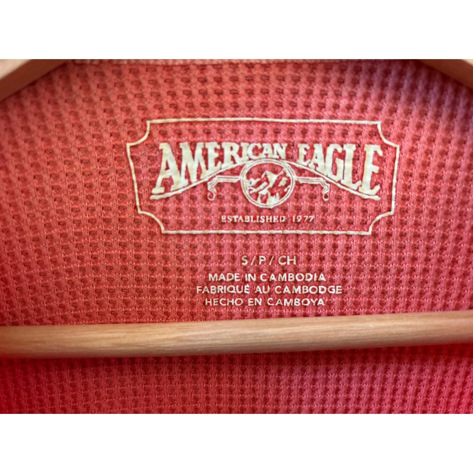 American Eagle Coral Waffle Knit Thermal Top Small Long Sleeve Y2K Casual Preppy - image 4